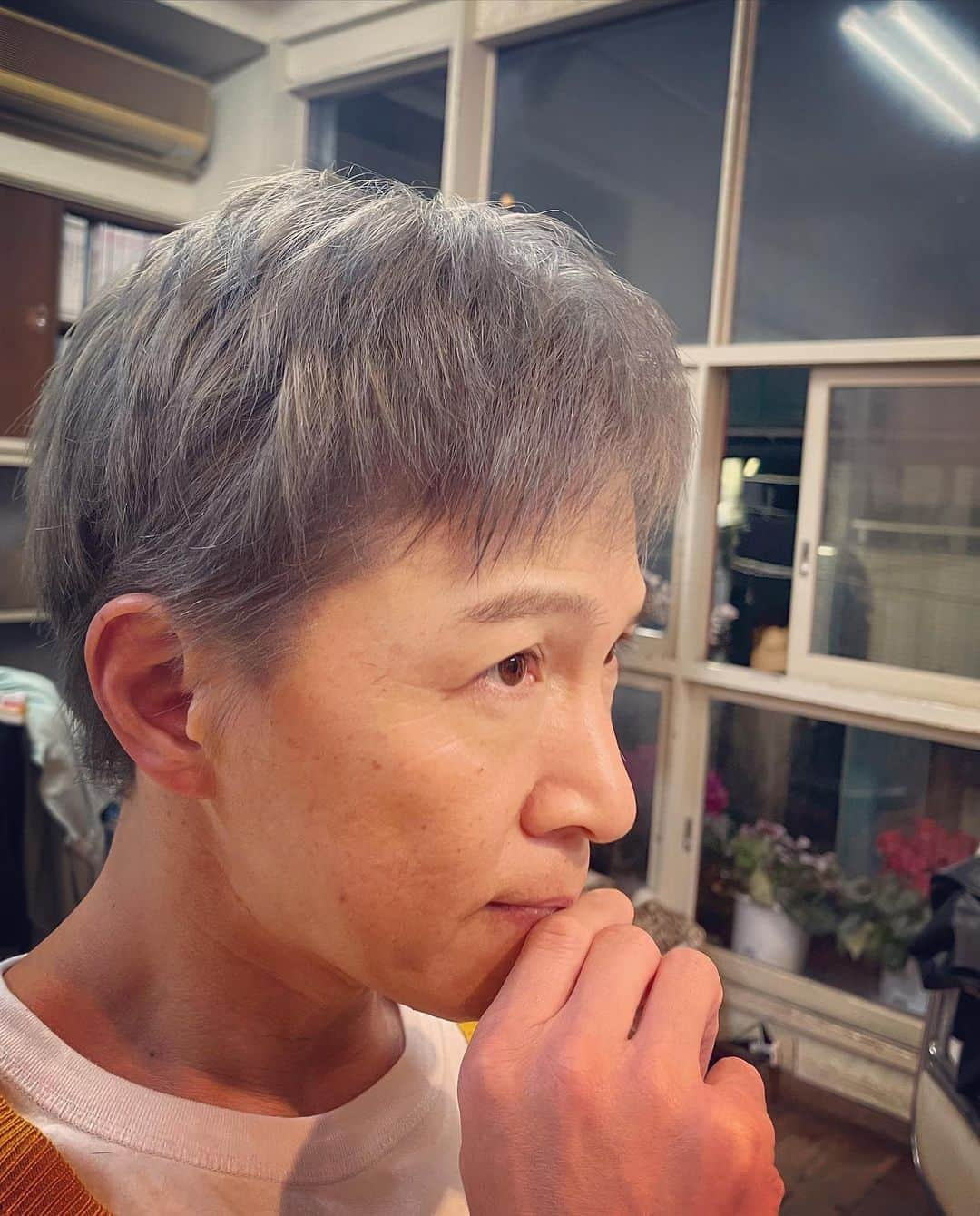 杉本知香さんのインスタグラム写真 - (杉本知香Instagram)「アキちゃん、5ヶ月ぶりにフォレスト来れた😊 東京グランド花月、今日は3回公演だそうです😆  #中目黒美容室 #水玉れっぷう隊アキ #水玉れっぷう隊  #新喜劇アキ#いいよぉ #東京グランド花月」3月21日 13時57分 - sugimotoc