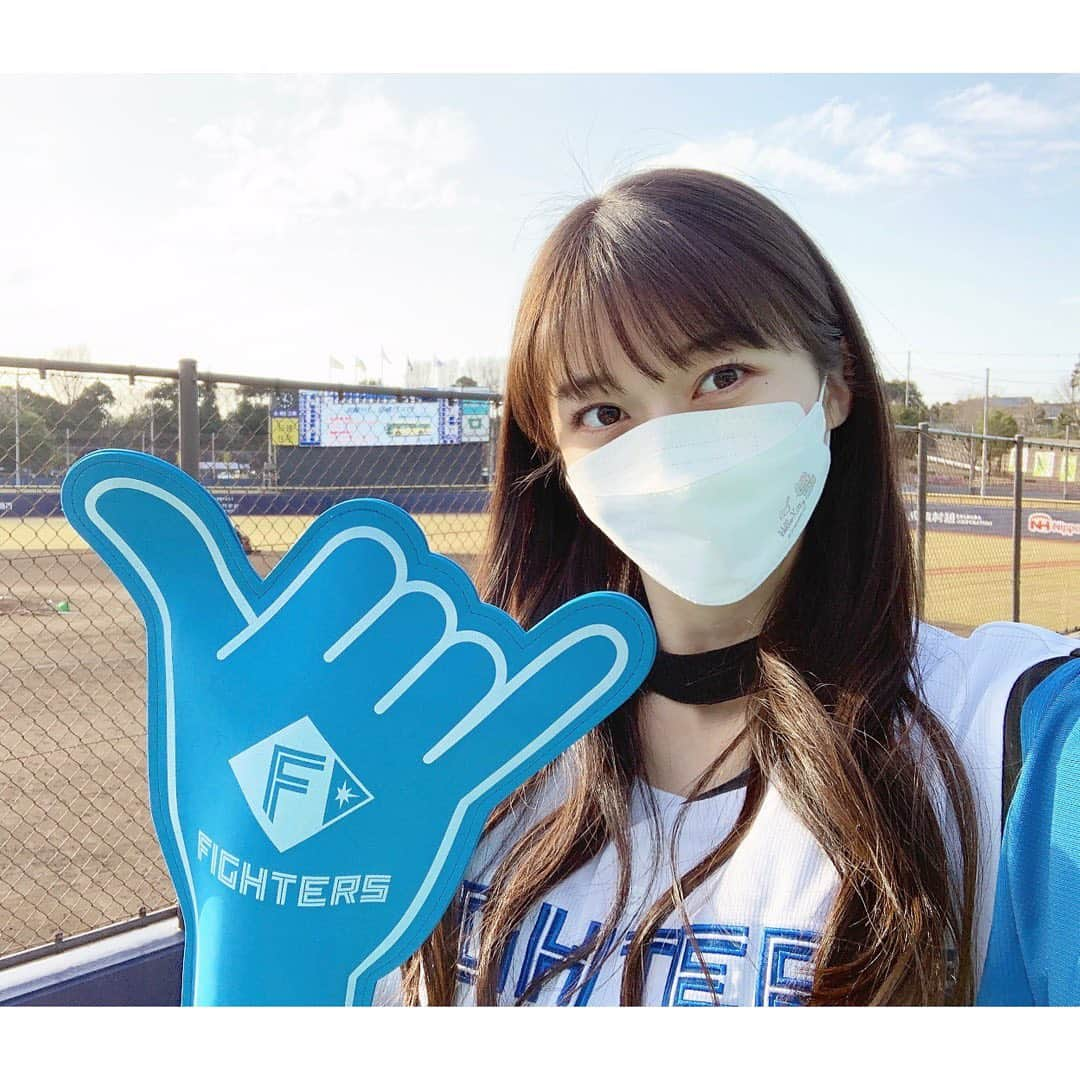 牧野真莉愛さんのインスタグラム写真 - (牧野真莉愛Instagram)「♡ ♡ ⚾️2022 イースタン・リーグ 公式戦⚾️ 北海道日本ハムファイターズVS.横浜DeNAベイスターズ 2022.3.21(月)🐻鎌ケ谷スタジアム 🎀 うちの試合行きました🐰応援❣️❣️❣️ LOVE❤️SHINJO 詳しくは“まりブロ”みてね💕 ♡ ♡  #LOVE新庄 ❤️ #lovefighters 🐻🐻🐿🦊 @fighters_official  #北海道日本ハムファイターズ 💖 @frep_the_fox  #gaora さん⚾️ @gaora_sports  #結城哲郎 さん🎤 #ピーターパン 💚 @peaterpan_official  #モーニング娘22 #morningmusume22 #牧野真莉愛」3月21日 22時46分 - maria_makino.official