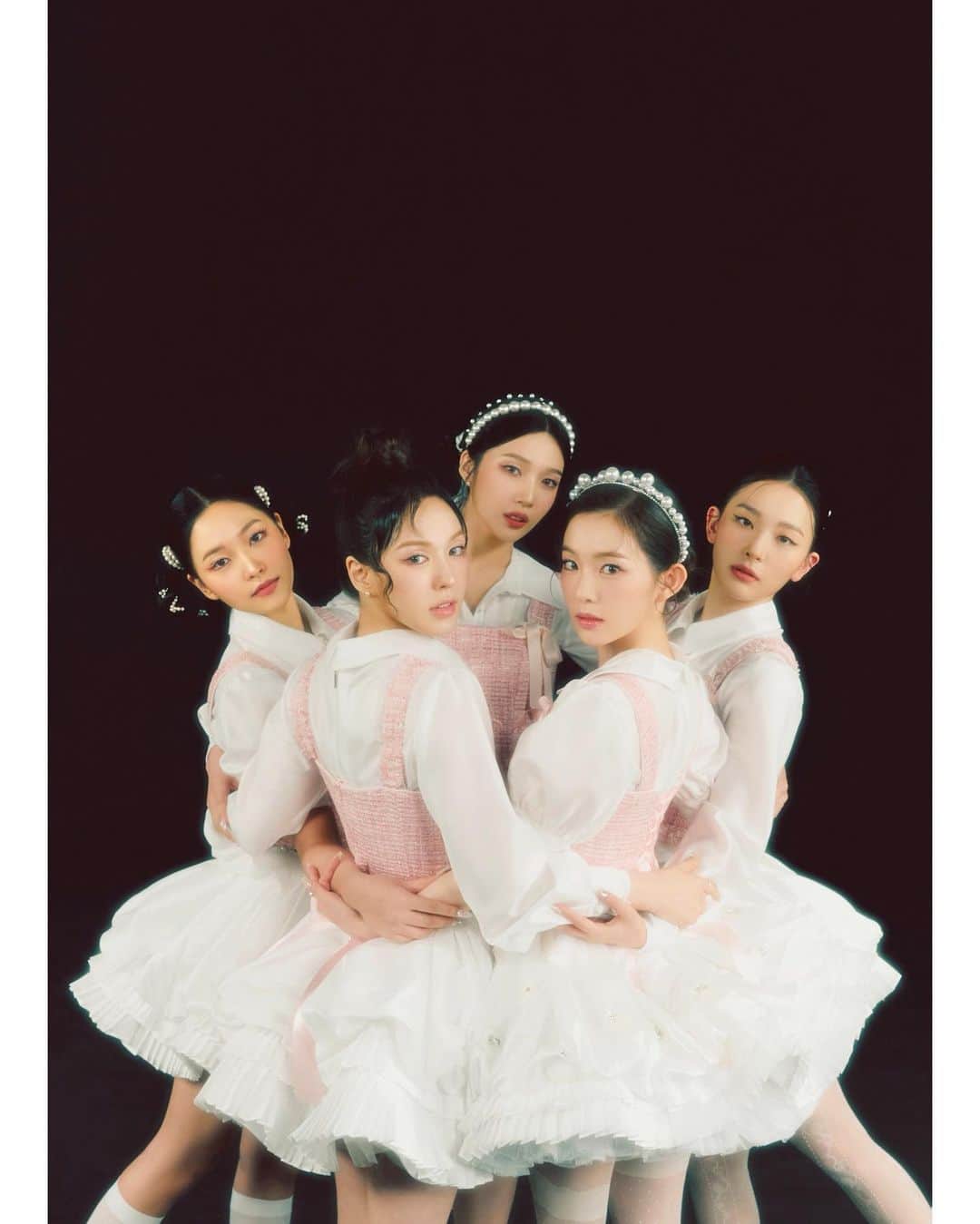 アイリーン（ペ・ジュヒョン）さんのインスタグラム写真 - (アイリーン（ペ・ジュヒョン）Instagram)「Red Velvet 'The ReVe Festival 2022 - Feel My Rhythm'」3月22日 0時25分 - renebaebae
