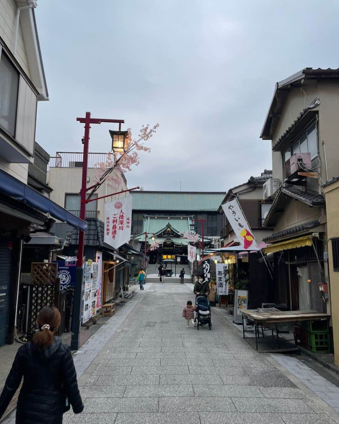 市川海老蔵 （11代目）さんのインスタグラム写真 - (市川海老蔵 （11代目）Instagram)「Driving✨ Going all around Tokyo   Came quite far. Now shall we head home😊✨  * ドライブ✨ 東京一周しよと  結構遠くまできました。 さぁ 帰ろか😊✨  #市川海老蔵 #海老蔵 #成田屋 #歌舞伎　 #成長記録 #子育てぐらむ #子供のいる暮らし #子どものいる暮らし #子育て日記 #children #childphotography #daughter #son #ABKAI #ABMORI #ebizoichikawa #ebizo #kabuki #thunderparty #ebizotv #theater #theaterarts #actor #japan #classic」3月23日 17時21分 - ebizoichikawa.ebizoichikawa