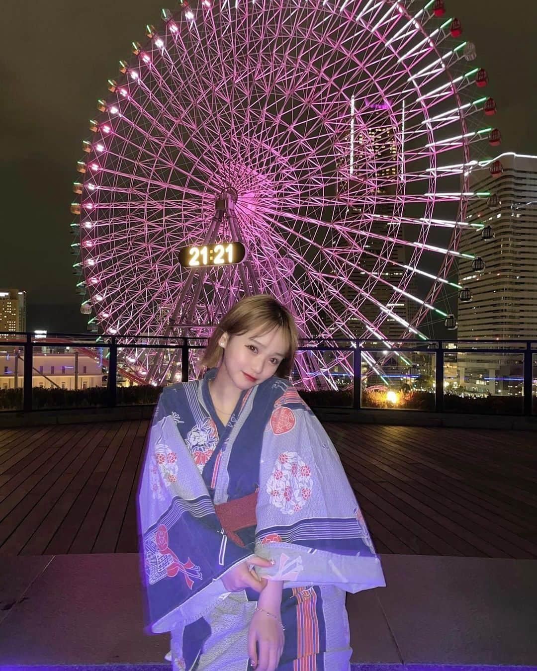 西綾乃さんのインスタグラム写真 - (西綾乃Instagram)「ストーリーで好評だったやつ〜🎡  岩盤浴で沢山汗かいて 温泉でまったりゆっくりした〜♨️ 夜景見ながら足湯も入れて 最高だった😖🤍」3月24日 18時16分 - achan___15