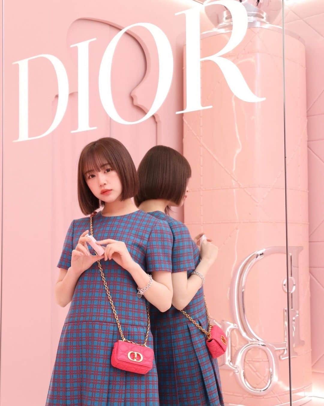 なえなのさんのインスタグラム写真 - (なえなのInstagram)「店内がかわいかった🥺 風船ふわふわとんでた🥺  4 月 8 日に発売のディオール アディクト リップスティック！ 一日中うるおいで満たされるのだ。  @diorbeauty  @dior  #dioraddict #ディオールアディクト #ディオールアディクト ショールーム」3月24日 19時25分 - naenano0114