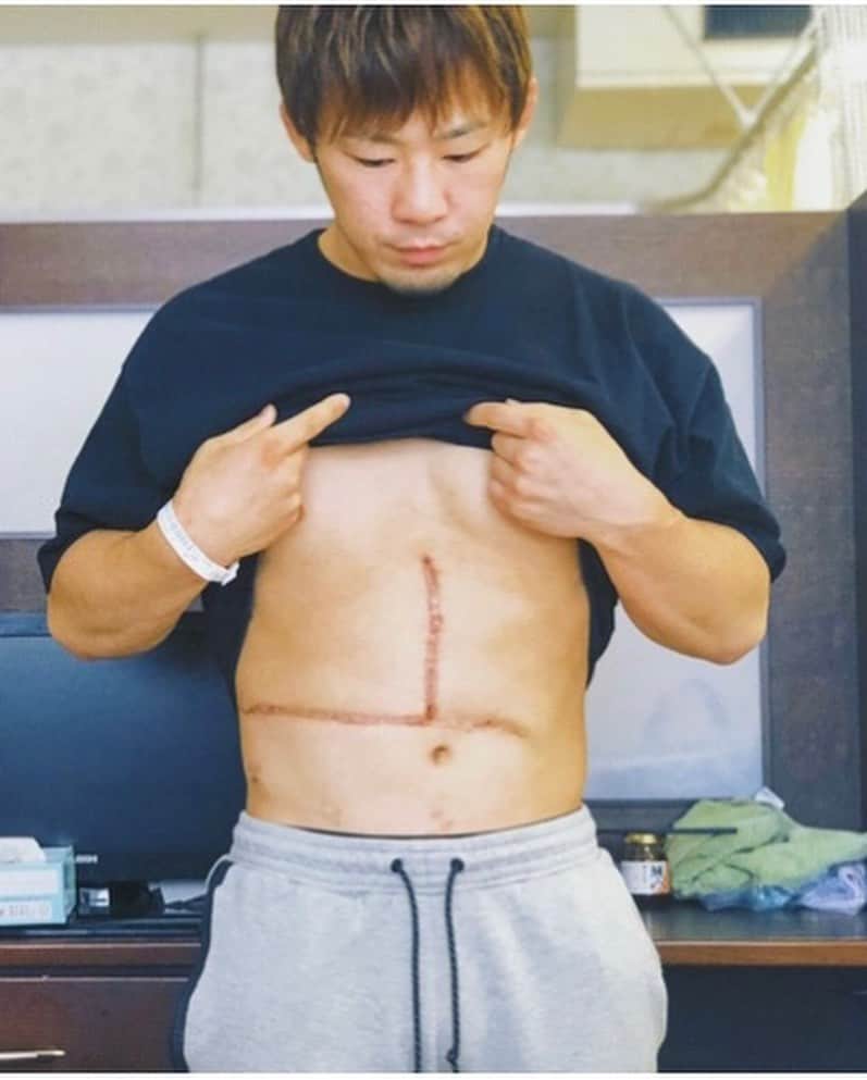 高須将大さんのインスタグラム写真 - (高須将大Instagram)「2度再発して、腹も２回切って、抗がん剤の副作用に苦しんでも諦めなかったら夢が叶った。 まだ叶えたい夢たくさん。もっと頑張ろう🔥 -  _ #癌　#肝臓癌　#肝臓がん　#抗がん剤　#抗癌剤　#病気　#いまを生きる」3月24日 19時27分 - takasushota