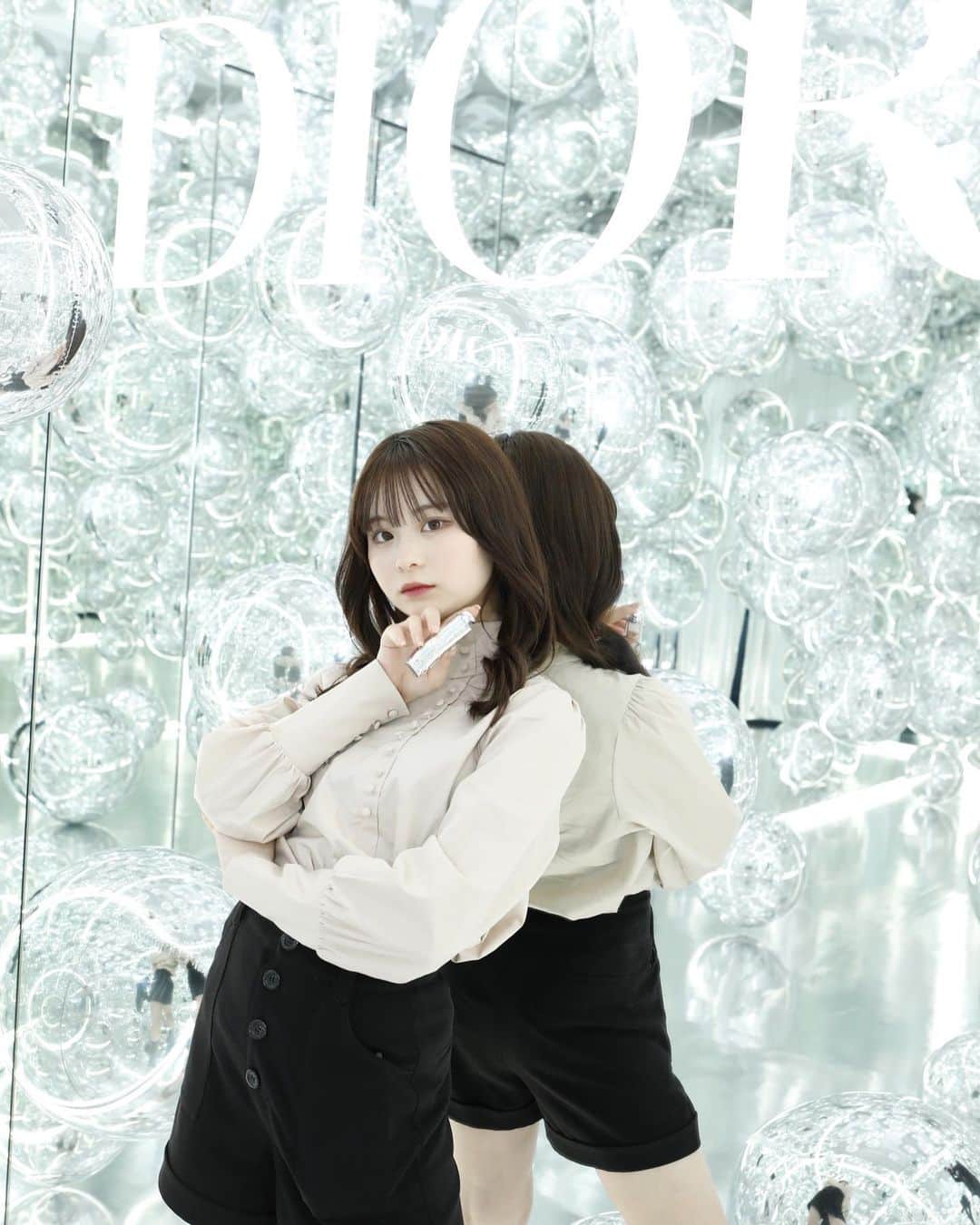 桜さんのインスタグラム写真 - (桜Instagram)「ディオール アディクト リップスティックが4月8日から全国発売されます♡ とにかく全部が可愛い〜🥰🥰🥰 32色もあるので是非自分に合う色を ゲットしてみてね(^._.^)♡  店内も可愛すぎなのよ  #DIORADDICT #ディオールアディクト  #ディオールアディクトショールーム」3月24日 20時29分 - sakura_0808_