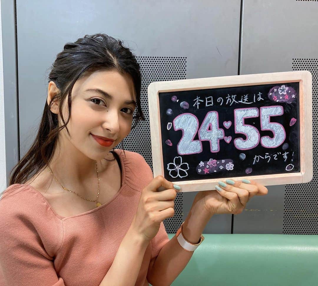 TBS「ビジネスクリック」さんのインスタグラム写真 - (TBS「ビジネスクリック」Instagram)「3月24日(木)の #ビジネスクリック は24:55からの放送です❕ #石井エミリー キャスターが生放送でお伝えいたします💎  可愛い後提供もお届けしますよ🌸 是非ご覧ください✨  #TBS #ビジクリ」3月25日 0時15分 - business_click