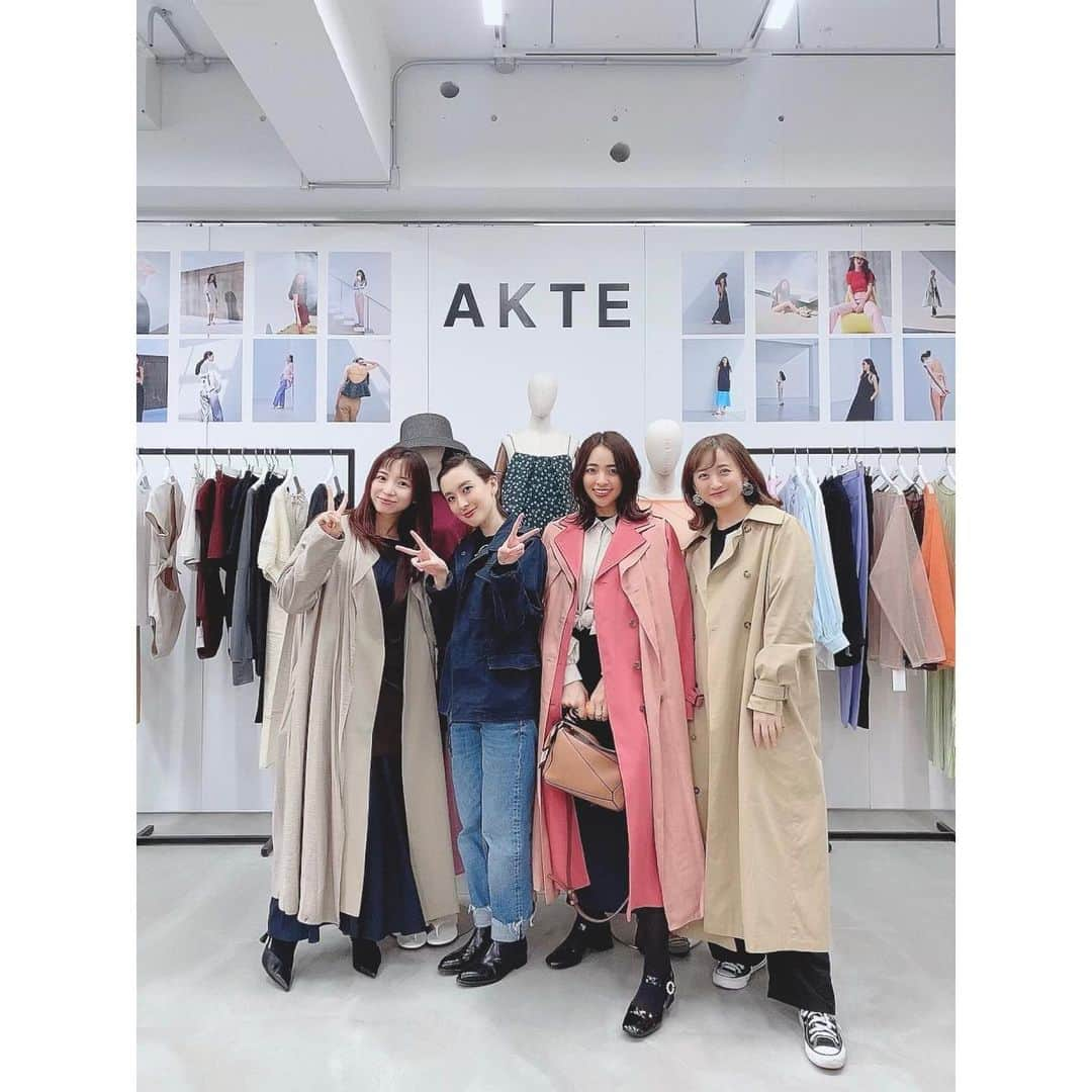 水崎綾女さんのインスタグラム写真 - (水崎綾女Instagram)「AKTEの展示会に仲良しちゃんたちとお邪魔してきたよ♡♡♡ 暖かくなってきて、可愛い色味のお洋服もたくさん増えてウキウキ。 AKTE すーき💛  @akte_official  @satoconaka  @iriki.mari_official  @official_ayaka_502  @ki45m   #akte #展示会 #夏服 #春服 #お洋服 #fashion #ootd」3月25日 20時02分 - misakiayame