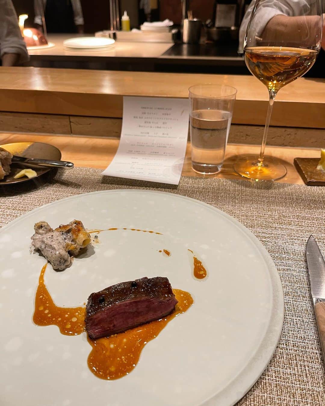 山根千佳さんのインスタグラム写真 - (山根千佳Instagram)「. . 美食家のお友達と ご飯を食べに行きました☺️🍓 普段は和食が多いのでフレンチは珍しい！  そして大相撲三月場所が かなり盛り上がっていて幸せ！ 今場所は相撲の質がいつもに増して高くて 興奮しています！優勝争いどうなるかな…🤔  毎日大相撲ブログに詳しく綴っています💌 . . #zara #zarawoman #zaraoutfit  #zarafashion #zaradress #ザラジョ  #ザラ #ザラコーデ #山根千佳  #sugalabo #スガラボ #東京グルメ」3月25日 20時10分 - yamane_chika