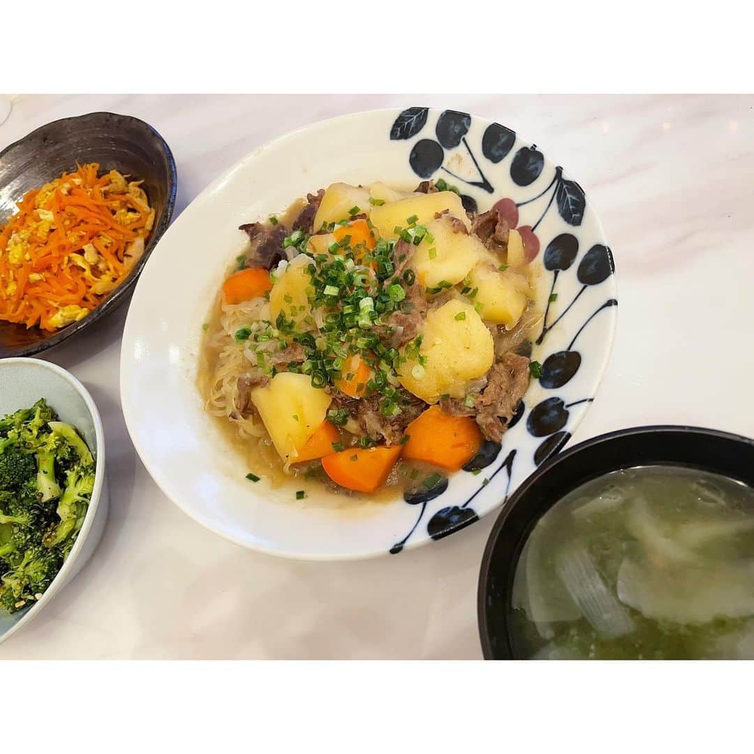 越智ゆらの（ゆらゆら）さんのインスタグラム写真 - (越智ゆらの（ゆらゆら）Instagram)「いつかの自炊🍴 グランマの畑の野菜で作ったんだ~  料理は気分転換になって 好きなのでちょくちょくしてます 和食のが作る🍲」3月25日 21時05分 - yula1018