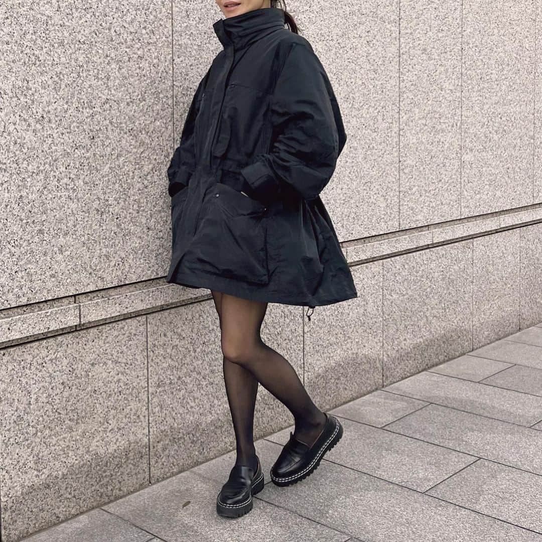 辻直子さんのインスタグラム写真 - (辻直子Instagram)「#BLACK⚫️⚫️⚫️ #大満足#一日中最高でした#ミニスカートについて#大福とパンケーキ🥞  明日も良い一日を♡ おやすみなさい」3月25日 22時26分 - naoko.ts