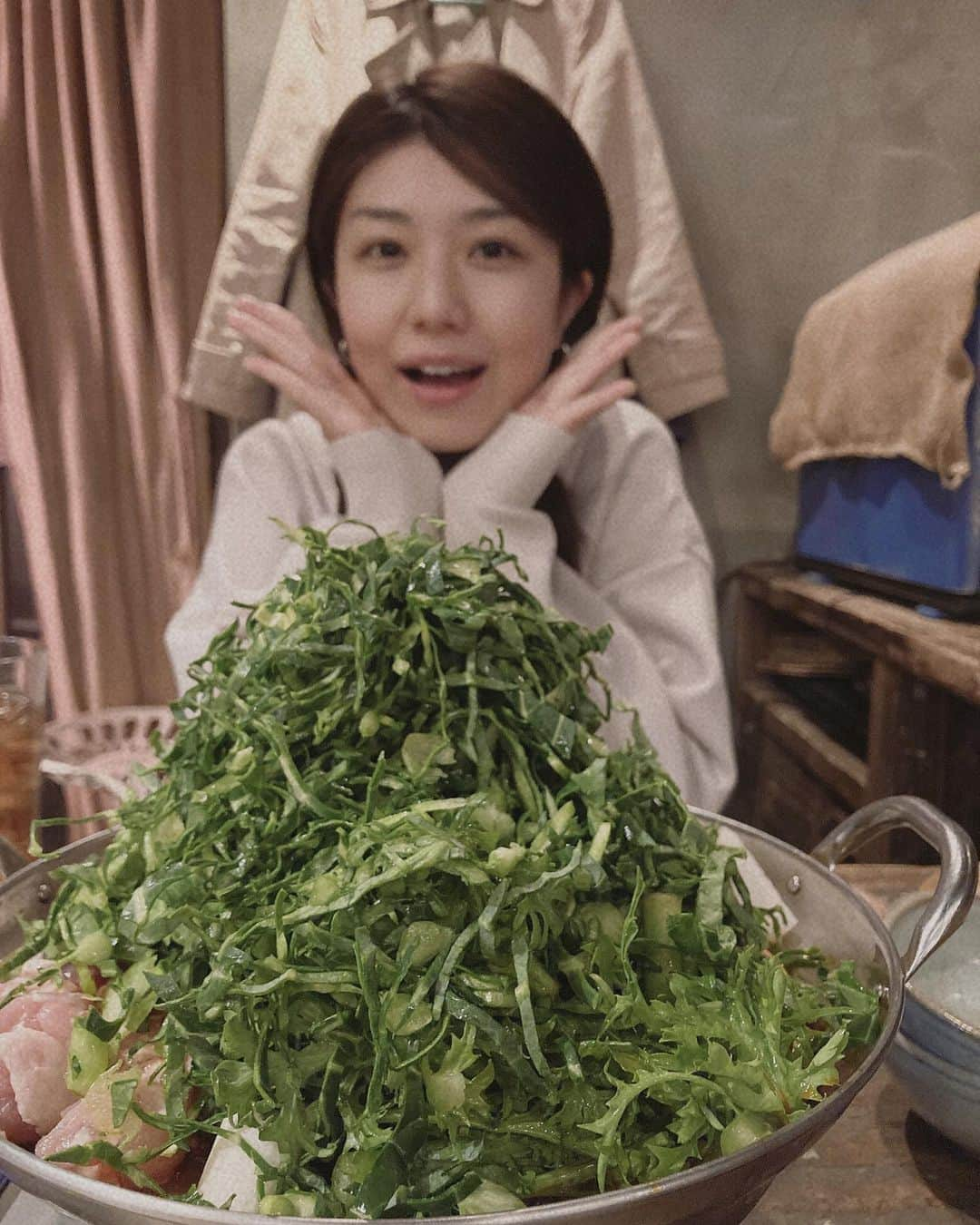 藤木由貴さんのインスタグラム写真 - (藤木由貴Instagram)「マッサージ行ってケール火鍋🥬 野菜いっぱい摂取して美容ディでめちゃくちゃ元気でた！！ また明日！雨はいやだな〜」3月25日 23時34分 - yuki.grm