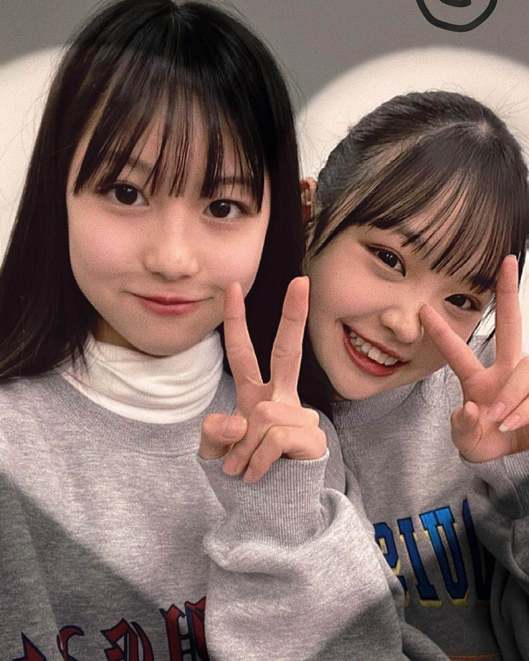 中田華月さんのインスタグラム写真 - (中田華月Instagram)「クラージュチャンネル見てねっ❤︎ さやりさちゃんと撮れてなかった😢  次は沢山撮ろう😢❤︎  @courage.creators  @hinachosugram  @rion_224  @mari__a0210  @fukuoka_hanna   #クラージュクリエーター #YouTube #YouTubeみてね #春休み #はじまった #でも雨 #ひきこもり」3月26日 13時26分 - hachan0925