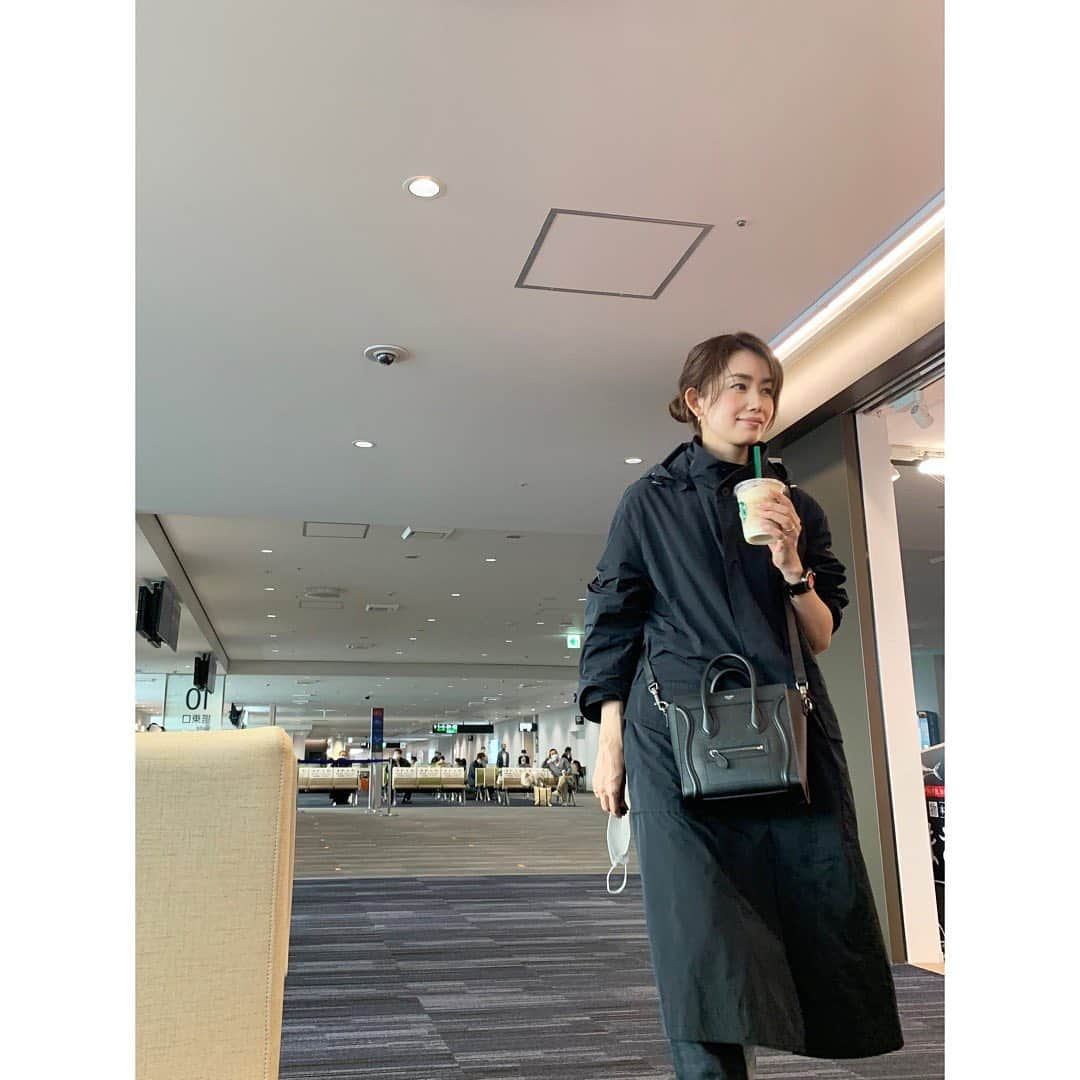 武藤京子さんのインスタグラム写真 - (武藤京子Instagram)「* * 久しぶりの福岡 あっという間だけど 楽しかったな♪ * 今度は  もっとゆっくりできたらいいなぁ😌 * #福岡空港 #買いたかった #鮭明太買えた」3月26日 19時39分 - kyokomuto0628