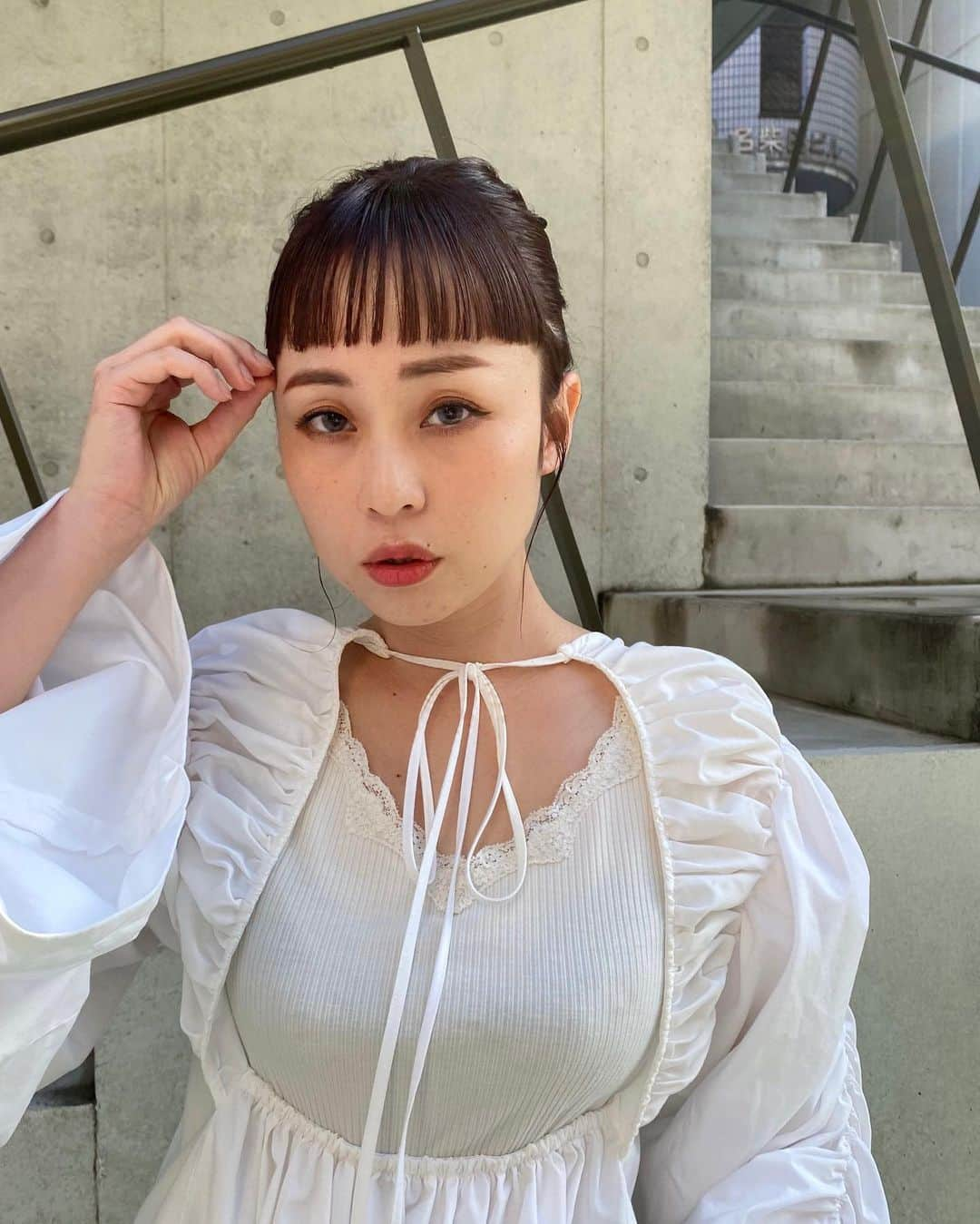 土田瑠美さんのインスタグラム写真 - (土田瑠美Instagram)「真っ直ぐのオン眉バング◎」3月27日 9時13分 - ru0711