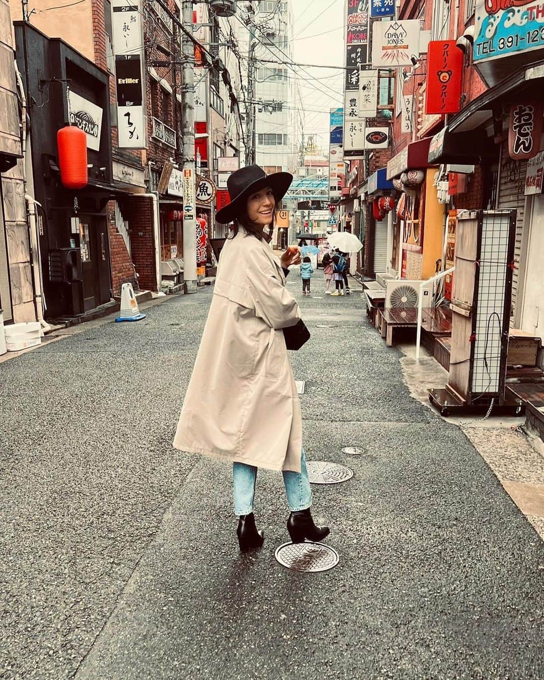 アンナ・オルティス（イニエスタの妻）さんのインスタグラム写真 - (アンナ・オルティス（イニエスタの妻）Instagram)「📍Streets of Kobe」3月27日 14時32分 - annaortiz34