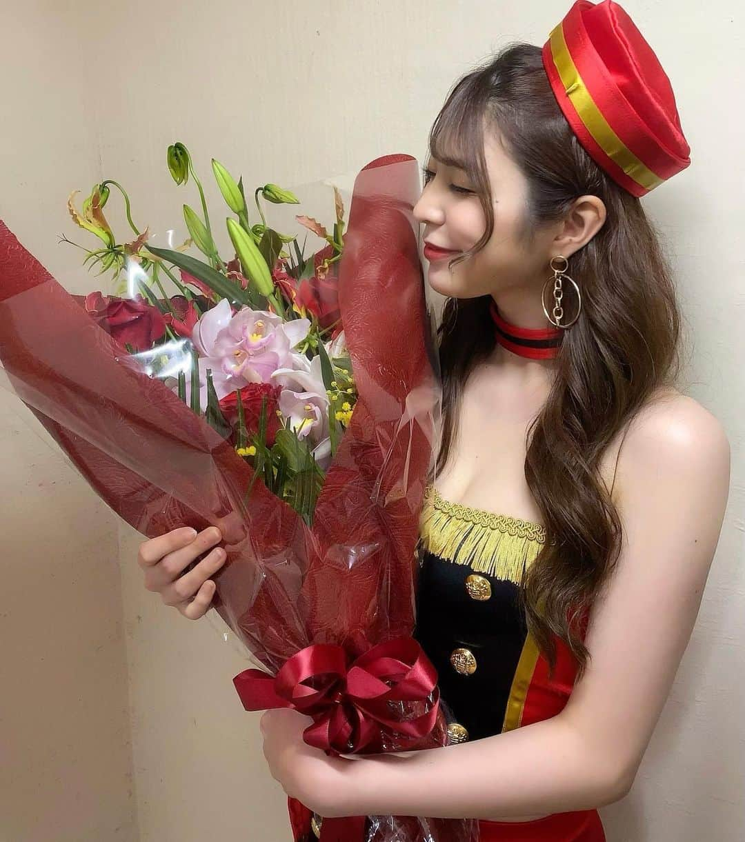 原満莉菜さんのインスタグラム写真 - (原満莉菜Instagram)「今期Krushガールズ卒業しました💐✨  2020年KHAOSガールズでラウンドガールデビューして、2021年ずっと憧れだったKrushガールズになれて本当に本当に嬉しかったです😭💓 Krushガールズになれて幸せでした！  Krushずっと大好きです！ K-1、Krush最高です！！  K-1、スタッフ関係者の皆様、応援してくださったファンの皆様、1年間ありがとうございました🌸  ． ． ． #k1wgp #Krush #Krushガールズ #ラウンドガール #後楽園ホール」3月27日 15時53分 - marina_serizawa