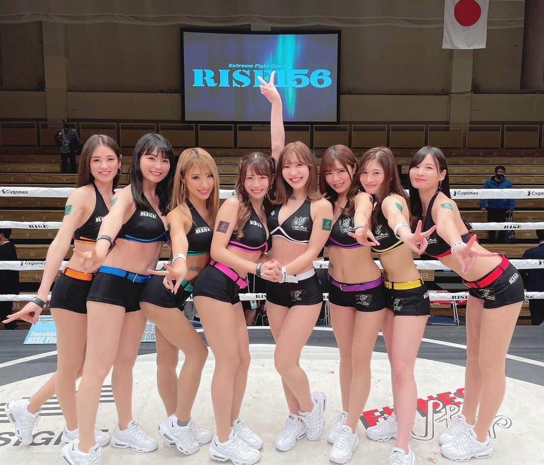 プラネットオシリスさんのインスタグラム写真 - (プラネットオシリスInstagram)「. #RISE156 後楽園ホール🥊 . . ラストの後楽園ホールでした😭✨ . 衣装トラブルでラウンドガール紹介から 最初の方の試合はラウンドできずでしたが 会場でしっかり試合を観てました🤣！！ . たくさん手を振ってくれてありがとうございます🥺💕 . . . そして来週！！！ 4/2(土)は那須川天心選手ラストマッチ🥊 Cygames presents #RISE_ELDRD2022 国立代々木第一体育館です！  私たちラウンドガールも現メンバーでのラウンドは最後になります！ . . みんな大好きすぎてとっても寂しいのですが精一杯盛り上げます🥺💪💪💪🌸✨ . . #RISE#ラウンドガール#格闘技」3月28日 12時30分 - planet_osiris