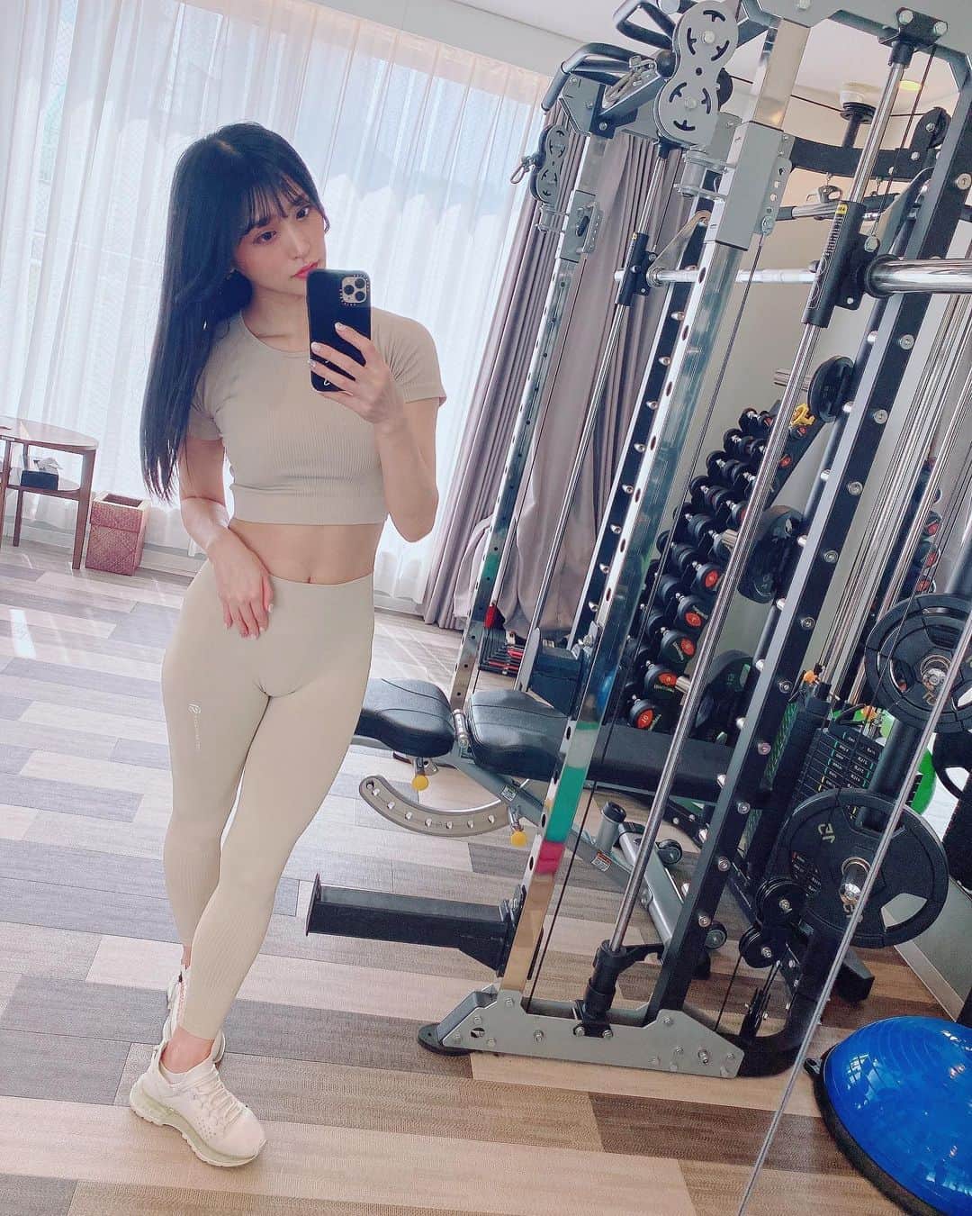 根岸愛さんのインスタグラム写真 - (根岸愛Instagram)「🏋️‍♀️✨🏋️‍♀️ . ジムへgogoしてきた🌸 最近自分にご褒美あげがちだからそろそろちゃんと鍛え直します💪✨ ジムに通うと毎回自分を見つめ直せるからそれだけで価値があるなぁとおもう☺️💕  @kayg_personalgym  @ayaumi.co.jp   #ケイジー #パーソナルジム新宿 #パーソナルトレーニング新宿 #パーソナルジム恵比寿 #パーソナルトレーニング恵比寿 #レンタルウェア #training」3月28日 13時49分 - negishiai927