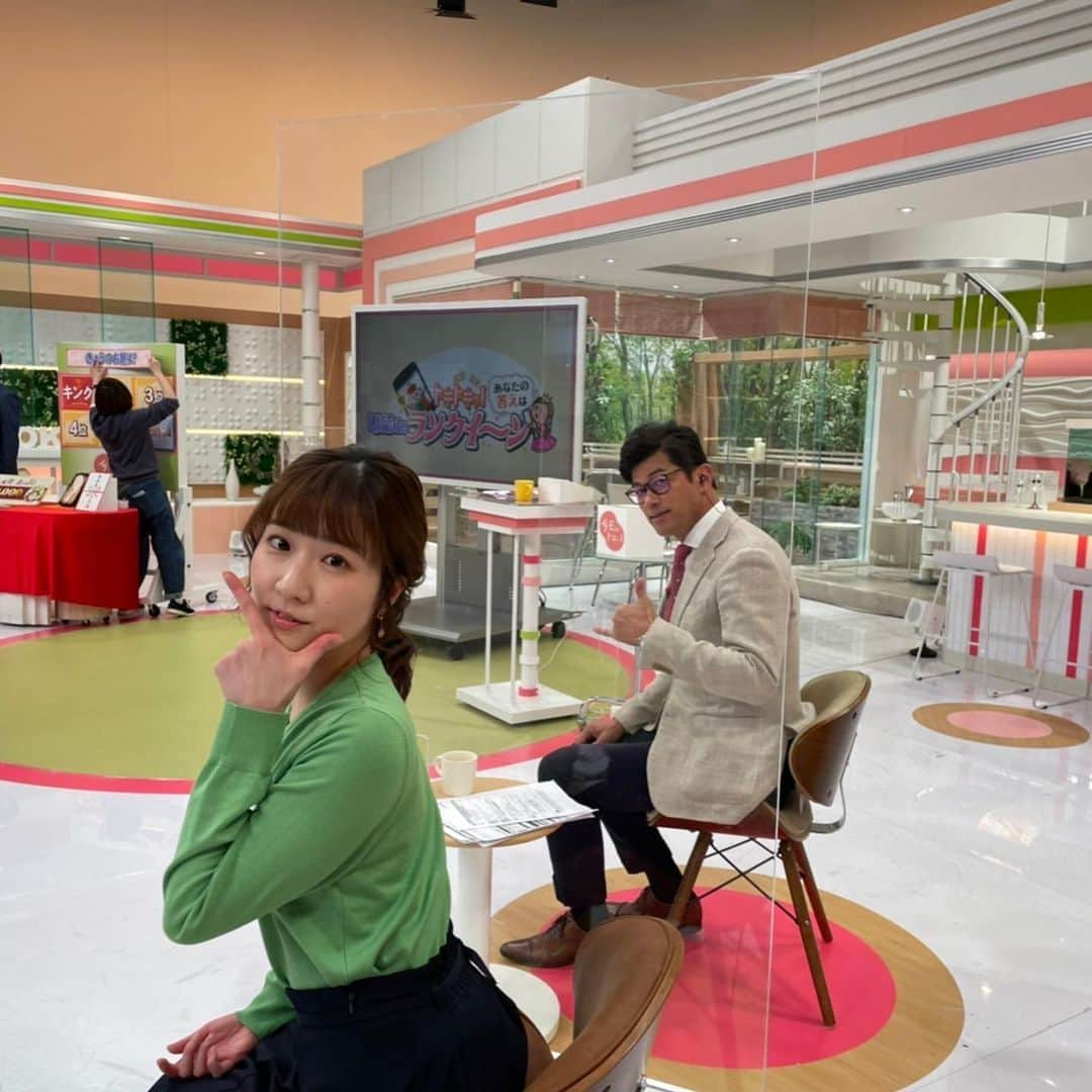 世永聖奈さんのインスタグラム写真 - (世永聖奈Instagram)「🆕 ⁡ ⁡ 今日ドキッ！ リニューアルして初回の放送でした！  建山さんと私のスポーツコーナー なんと5年目のシーズンに突入です😳✨ ⁡ 新しいスタジオセットと 私たちの衣装の色味がマッチしていました🌸 ⁡ さらに息を合わせて 道内スポーツ情報をより熱くお届けしますよ〜！ ⁡ 建山さん、よろしくお願いします！ ⁡ そして、これを見てくれている皆さん、 新しくなった今日ドキッ！を 末永くよろしくお願いします☺️ ⁡ ⁡ #HBC #今日ドキッ #スポーツ #建山義紀 さん #世永聖奈 ⁡」3月28日 19時59分 - hbc_yonagasena