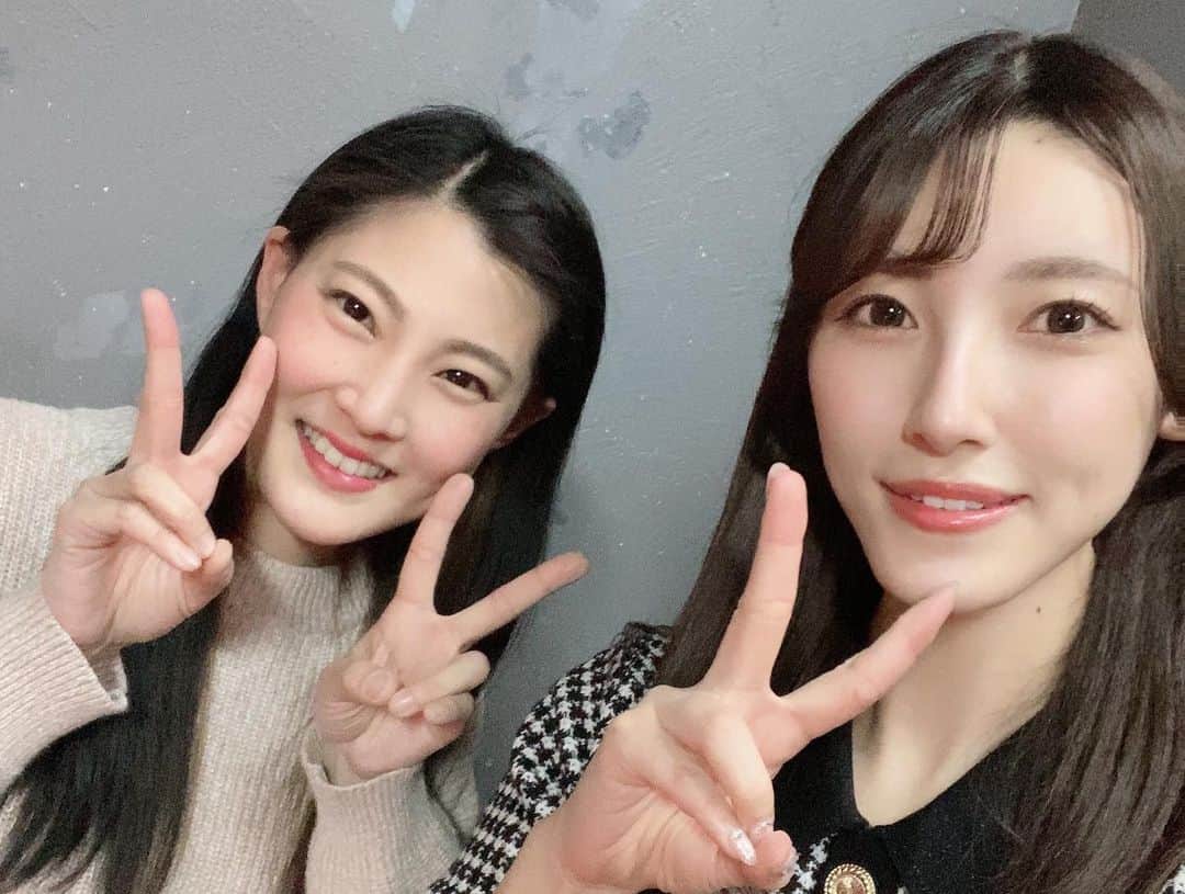 森沢かなさんのインスタグラム写真 - (森沢かなInstagram)「CONTE STAGE 『八百屋のゴリラ』 2022.3.18〜20  遅くなりましたが、 ご観劇、そしてお祝いボードで応援してくださった皆さまありがとうございました！  はじめてのコントいかがでしたでしょうか？！ 全8本、みんなはどのコントが好きでしたか？😚 なかなかやることのないJKやアイドルもやれて本当にたのしかった！！！  毎公演出るコントが違うので覚えることも沢山だったけど、 貴重な経験をさせていただきました！  稽古から本番までの1週間が本当あっという間で…。 とてもすてきな座組のみんなに囲まれて毎日たのしかったです☺️✨  #コントステージ #contestage  #八百屋のゴリラ」3月28日 20時08分 - morisawa_kana