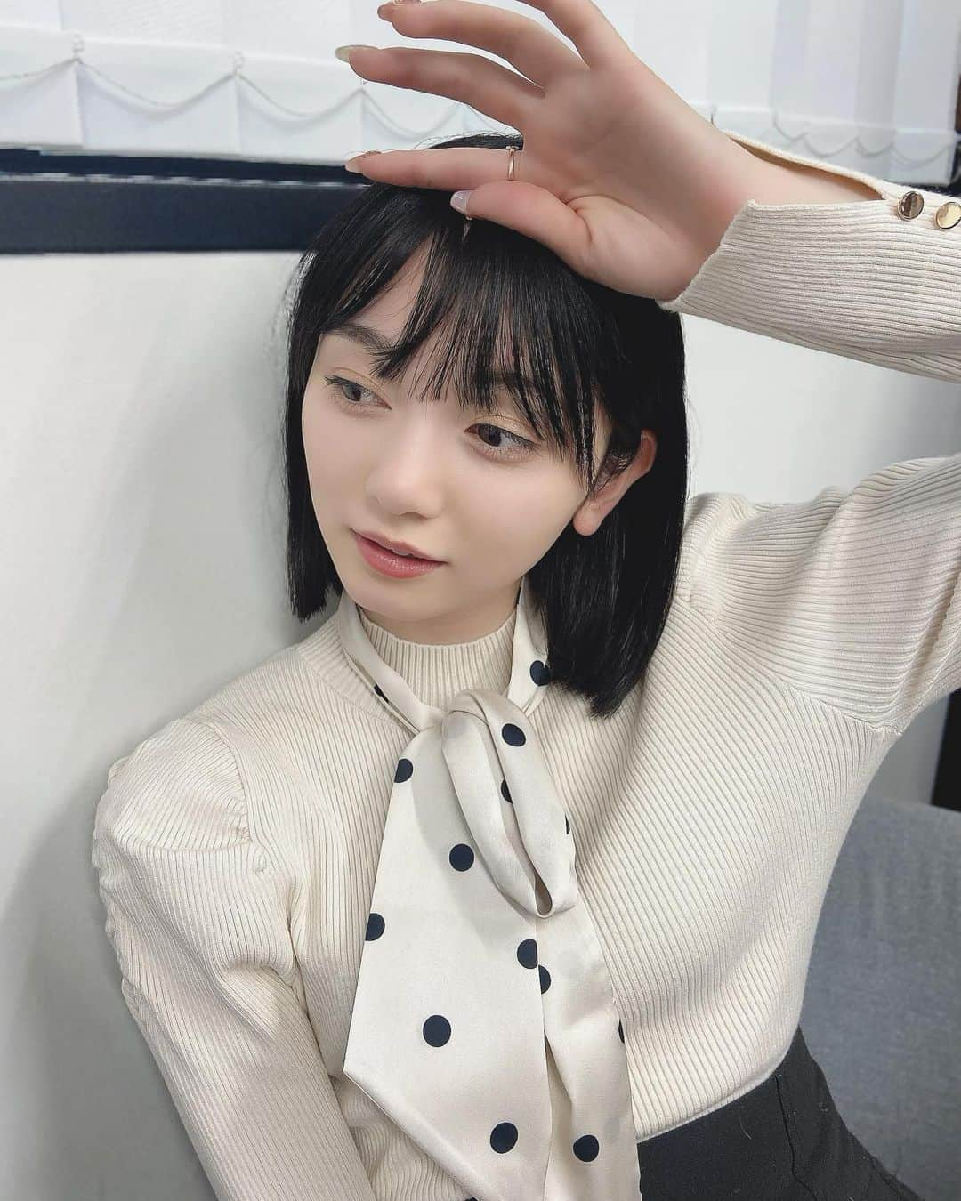 熊澤風花さんのインスタグラム写真 - (熊澤風花Instagram)「そろそろ前髪切らないとなーって 考えてるところ 👧🏻」3月28日 21時19分 - fuka_kumazawa