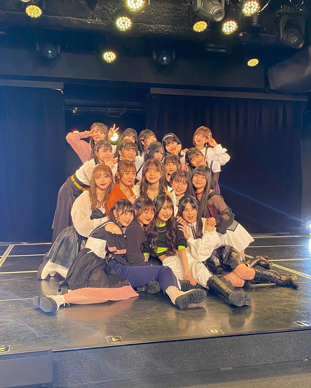 野村実代さんのインスタグラム写真 - (野村実代Instagram)「. 今日は先日情報が解禁になりました SKE48teamSオリジナル新公演 "愛を君に、愛を僕に"公演の アルバムに収録される MVの撮影でした🦖♡ ⁡ ⁡ SKE48劇場にてカット無しの1発撮り そして撮影の様子を生中継と 色々と初めてすぎた...！  みんなで力を合わせて 素敵なものができたんじゃないかなぁ 一緒に作品を作ってくださる監督や スタッフの皆さんには感謝しかない。  MVの完成をお楽しみに！😊 ⁡ ⁡ 改めまして 公演初日は5/28 アルバム発売は6/8です！ ⁡ ⁡ これからのteamSから 目を離さないで下さい❤︎ ⁡ ⁡ ⁡ #SKE48#愛を君に愛を僕に」3月28日 23時55分 - miyomaruko_0201