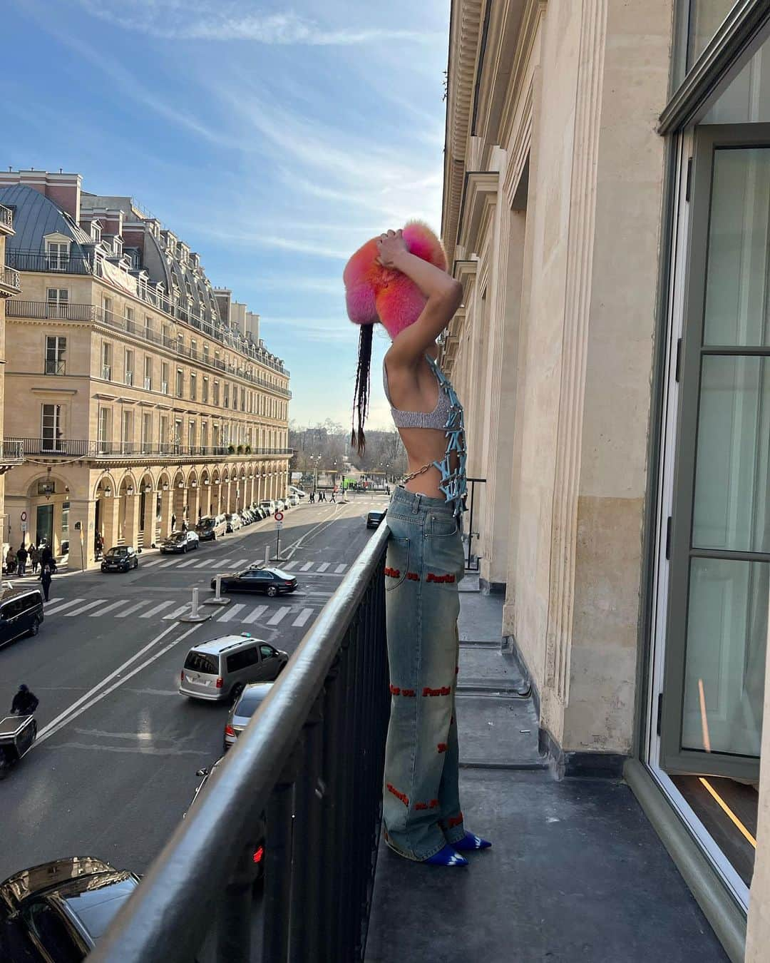 ベラ・ハディッドさんのインスタグラム写真 - (ベラ・ハディッドInstagram)「@virgilabloh」3月29日 2時43分 - bellahadid