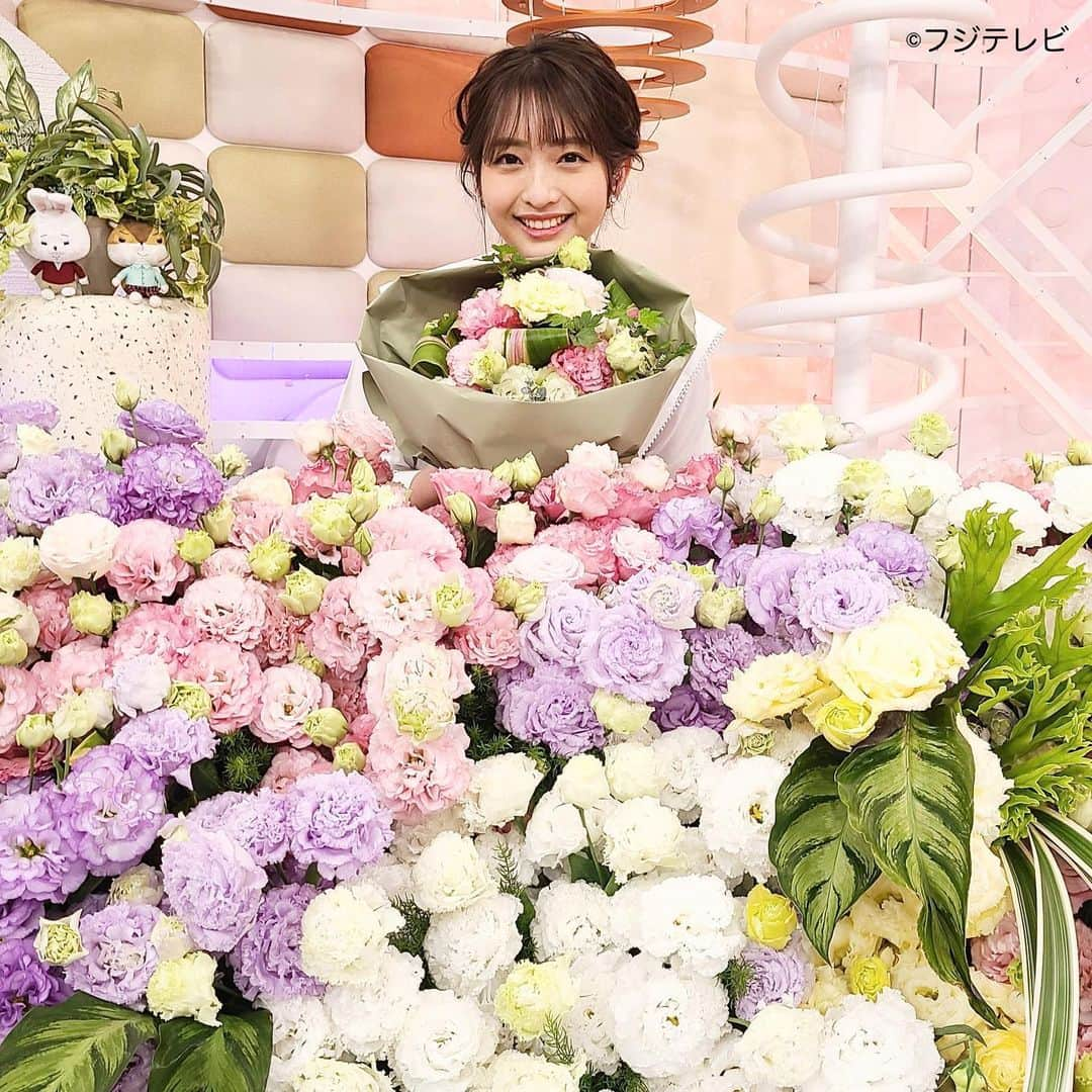 フジテレビ「めざましテレビ」さんのインスタグラム写真 - (フジテレビ「めざましテレビ」Instagram)「きょうのお花は「トルコギキョウ」🌸 花びらの先がフリルみたいになっている とってもかわいらしいお花です😊 #めざましテレビ #藤本万梨乃  #トルコキキョウ」3月29日 16時34分 - mezamashi.tv