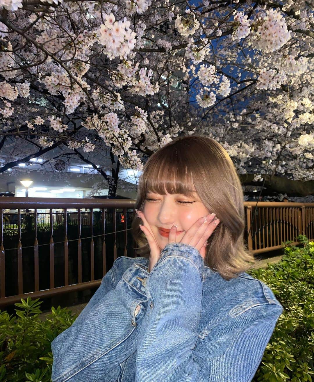 高橋かのさんのインスタグラム写真 - (高橋かのInstagram)「桜満開だったよ＾＾  お顔のメンテナンスは @oasis_tokyo_official にお願いしてます💫」3月29日 21時45分 - kano0825