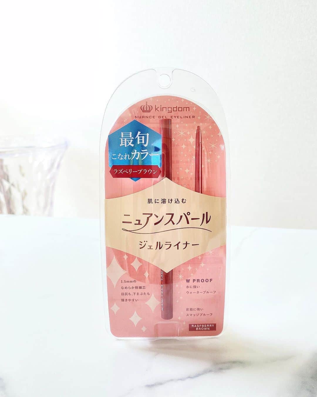 福井柑奈さんのインスタグラム写真 - (福井柑奈Instagram)「メイクも春らしさ、取り入れ始めました🌸  ピンク系ラインって可愛いよね✌︎ 地雷系じゃなくて、さりげなピンク😁💓 アップにしたらよく分かるよ👏🏻  『キングダム　ニュアンスジェルアイライナーWP(ラズベリーブラウン)』  #ニュアンスパール #ジェルアイライナー #キングダムニュアンスジェルアイライナー #monipla #kokuryudo_fan #コメント大歓迎 #フォロワー募集中 #いいね歓迎 #followme  #アイライン #ピンクメイク #ジェルアイライナー #makeup #eyemakeup #eyeliner #eyes #pink #cute #selflove #selfie #love #instagood #daylife #daily #japan #japanesegirl #girl #❤️」3月31日 12時56分 - kanna_fukui