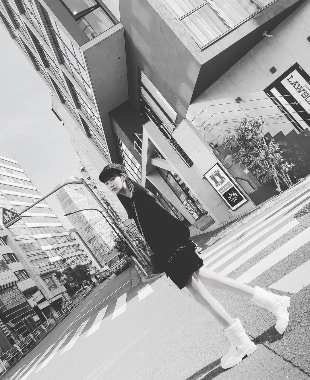 道江幸子さんのインスタグラム写真 - (道江幸子Instagram)「🖤」3月31日 22時23分 - sachiko_michie