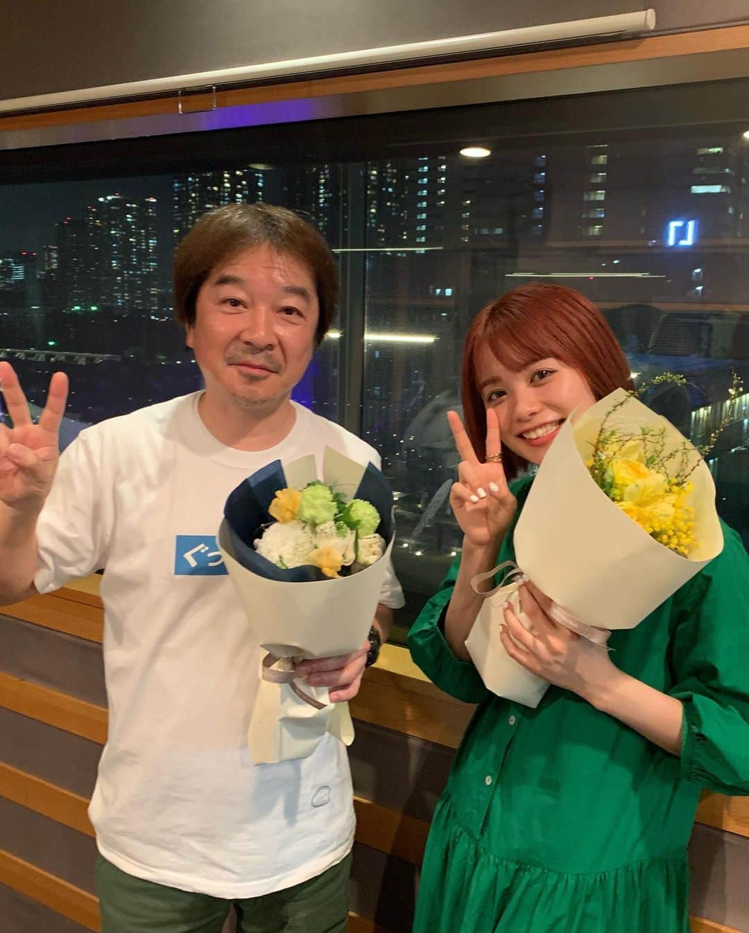 足立佳奈さんのインスタグラム写真 - (足立佳奈Instagram)「幸せな1年3ヶ月。 Inter FM「Knicks Lounge」 ありがとうございました！！  音楽とスニーカーの番組なんですが、 スニーカー愛溢れる、 DJ玉ちゃんと、 ゲストの皆さんに囲まれて、 沢山の学びがあって、 楽しい時間でした！！  ありがとうございました！！」3月31日 22時42分 - kana1014lm