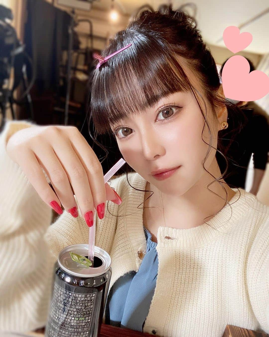 福井柑奈さんのインスタグラム写真 - (福井柑奈Instagram)「『ケンコバのバコバコナイト』 コーナーMC💜赤ひげのBar  今回のゲストは 推川ゆうりさん✨✨✨ ( @oshikawa0613 )  超絶おキレイでフェロモンが、、すごかったです㊗️ いろんな楽しいトークしてくださいました！！ 放送お楽しみに(^^)♥️♥️♥️  見れる地域の方は是非ご覧ください❤️ 【毎週】 ■サンテレビ　毎週金曜日25:15～ ■KBS京都　日25:15～ ■びわ湖放送　金25:40～  #サンテレビ #ケンコバのバコバコナイト #関西 #kbs京都 #びわ湖放送 #地上波 #テレビ #セクシー #バラエティ #見てね #❤️#推川ゆうり さん　#セクシー女優 #大阪 #京都 #福井柑奈 #コメント大歓迎 #フォロワー募集中 #shooting #japan #girls #sexy #cute #instagood #swag #love #followme #instamood #beauty #ootd #girls」4月1日 18時15分 - kanna_fukui