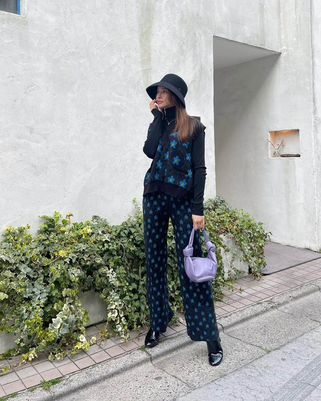 野崎萌香さんのインスタグラム写真 - (野崎萌香Instagram)「しふく🐼🌸  Knit SET UP... @maisonspecial_women  Bag... @newbottega  Hat... @kishidamiki  Boots... @zara   #もえ服　#fashion」4月2日 0時20分 - moeka_nozaki