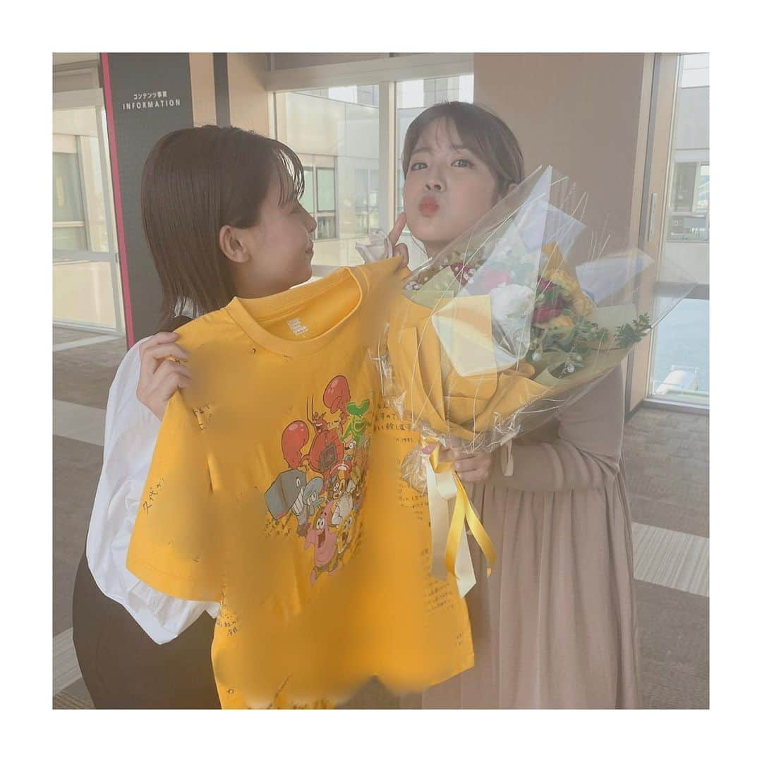 宮澤智さんのインスタグラム写真 - (宮澤智Instagram)「★ 大切な同期の門出でした🌸 内定をもらった時から考えると12年ほど 色々なことがありましたが 同期が久代で本当によかったです！ 私と真逆であり、私の憧れでもあります。 これから益々輝くもえのファンとして ずっと応援していきます📣✨ . . . #同期 #久代萌美 #宮澤智 #酒主義久 #2012年入社組 #なんかラブレターみたいになった #ともえみ 写真を撮る時のみマスク外しています。」4月2日 12時46分 - tomo.miyazawa