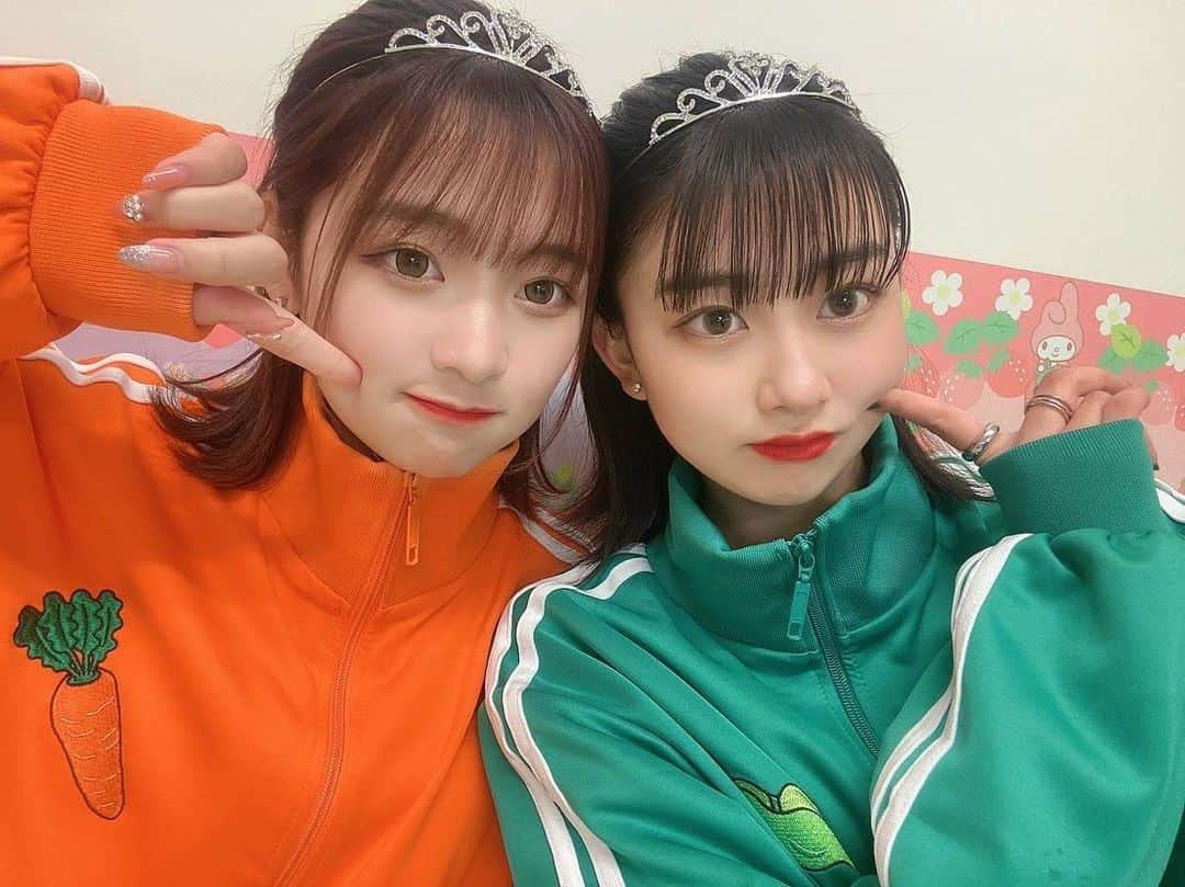 上ノ堀結愛さんのインスタグラム写真 - (上ノ堀結愛Instagram)「• • ゆあゆな🧡💚 双子コーデしちゃったてへ‼︎😙 らぶぅゆぅ🎶🎶  #ゆあゆな#今日好き #蜜柑編」4月3日 19時02分 - yua.0201