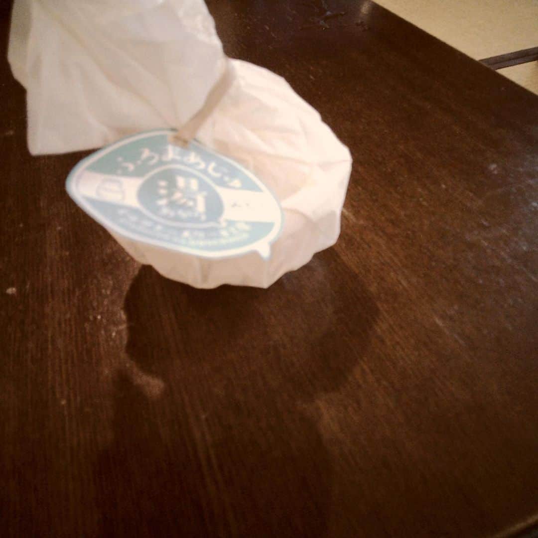 真奈さんのインスタグラム写真 - (真奈Instagram)「絶景エクストリームサウナ🌸  お花見サウナしてきました。 鮭さんのアウフグース受けられた〜🥹  人間ロウリュもヒーリングサウナも 整体も初めてのことだらけで楽しかった♡︎ʾʾ  ご飯も美味しくて幸せでした🐟  にこちゃんありがと♡︎ 帰りは玉川温泉にも寄れて 癒されました♨️  #絶景エクストリームサウナ #お花見サウナ　#桜でととのう #サウナ女子　#お花見 #chillout #アウフグース　#玉川温泉」4月3日 19時26分 - manatmnt0116