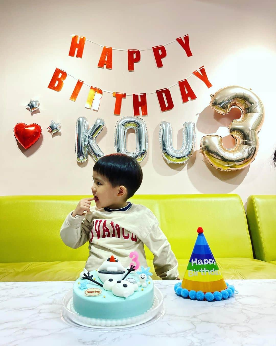 江宏傑さんのインスタグラム写真 - (江宏傑Instagram)「Kou生日快樂🎂 #3yearsold」4月3日 21時24分 - chiang_hung_chieh