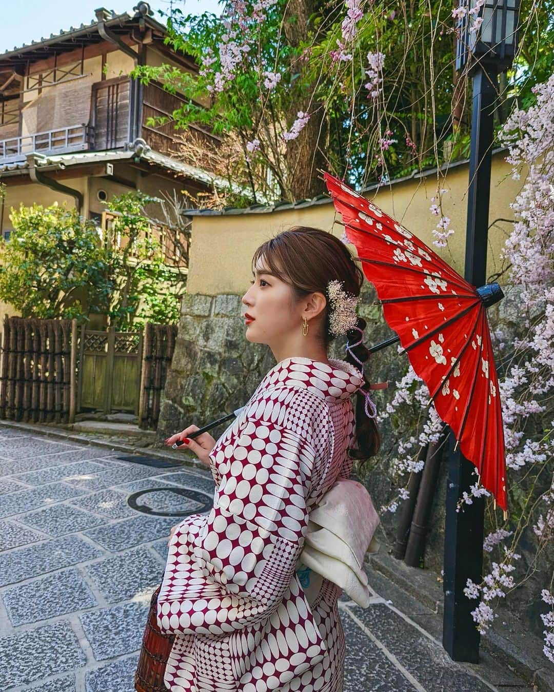 大口智恵美さんのインスタグラム写真 - (大口智恵美Instagram)「🤍🇯🇵🌸 #kimono #kyoto #instagood」4月5日 16時45分 - chemiiiii