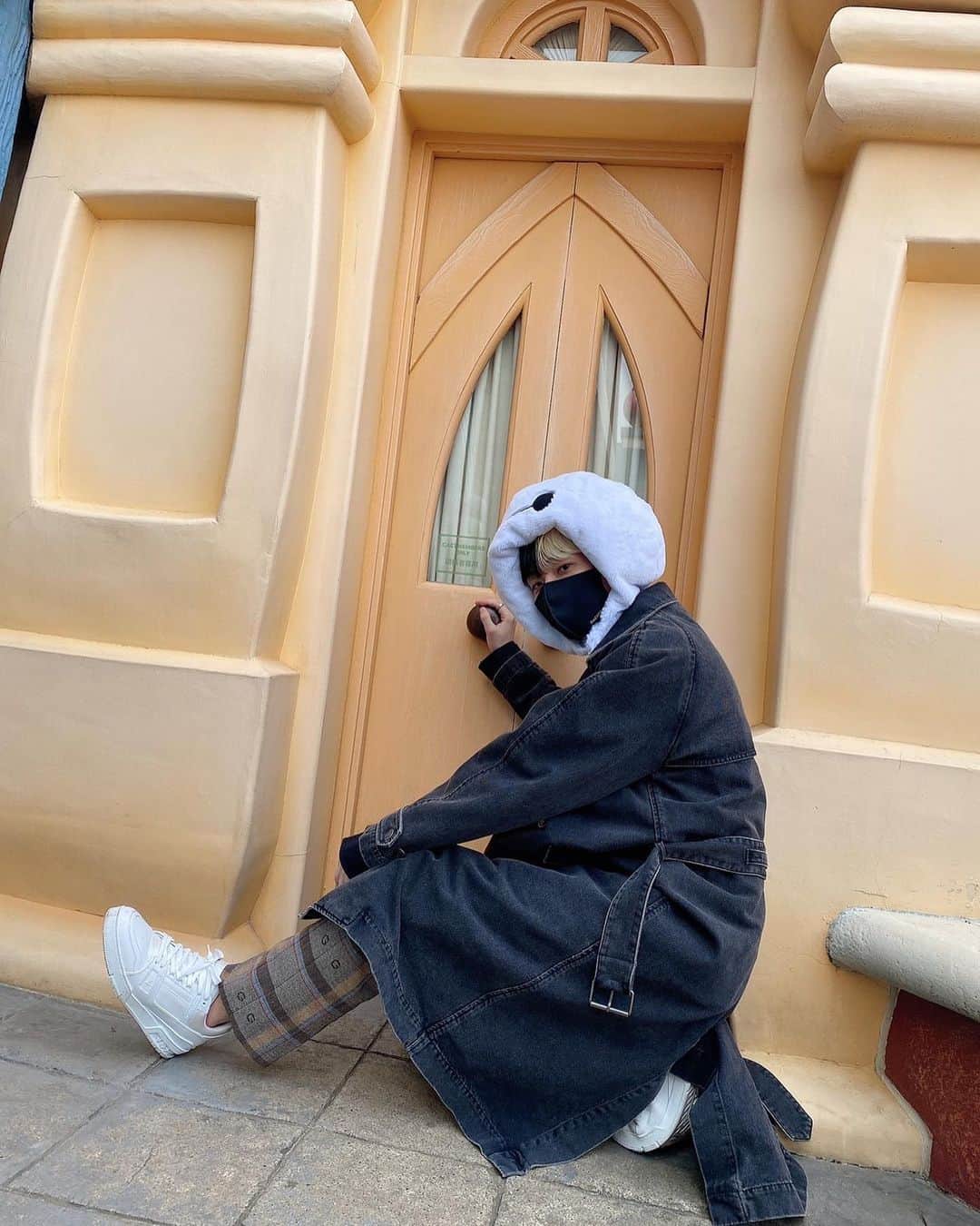 Hikaru（ヒカル）さんのインスタグラム写真 - (Hikaru（ヒカル）Instagram)「てんちむエミリン×ディズニーランド 写真まだあるから明日に続く😌  俺が満喫しすぎててひたすらに愛くるしくてチルしすぎててグランデ味強くて可愛いけど大丈夫そ？」4月6日 19時45分 - tadanokarisuma