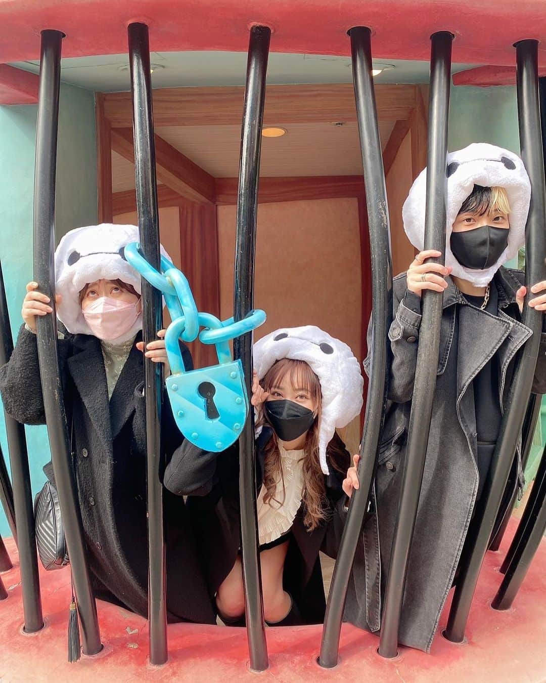 Hikaru（ヒカル）さんのインスタグラム写真 - (Hikaru（ヒカル）Instagram)「てんちむエミリン×ディズニーランド 写真まだあるから明日に続く😌  俺が満喫しすぎててひたすらに愛くるしくてチルしすぎててグランデ味強くて可愛いけど大丈夫そ？」4月6日 19時45分 - tadanokarisuma