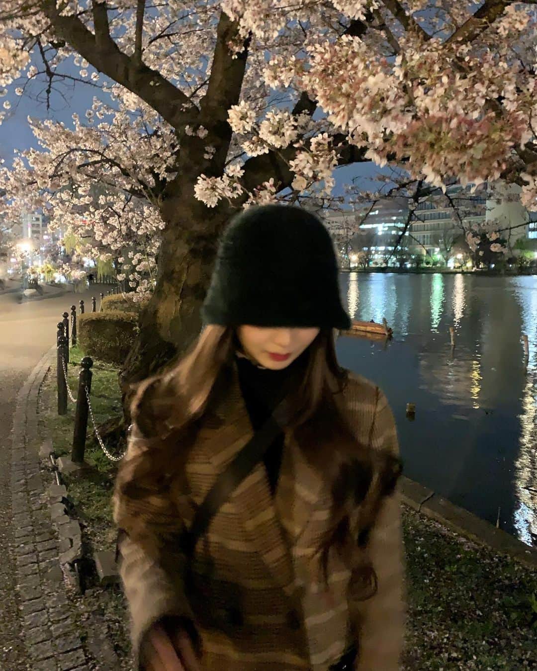 Kirariさんのインスタグラム写真 - (KirariInstagram)「夜桜派！🌌🌸🌛」4月6日 21時04分 - kirari_1016_