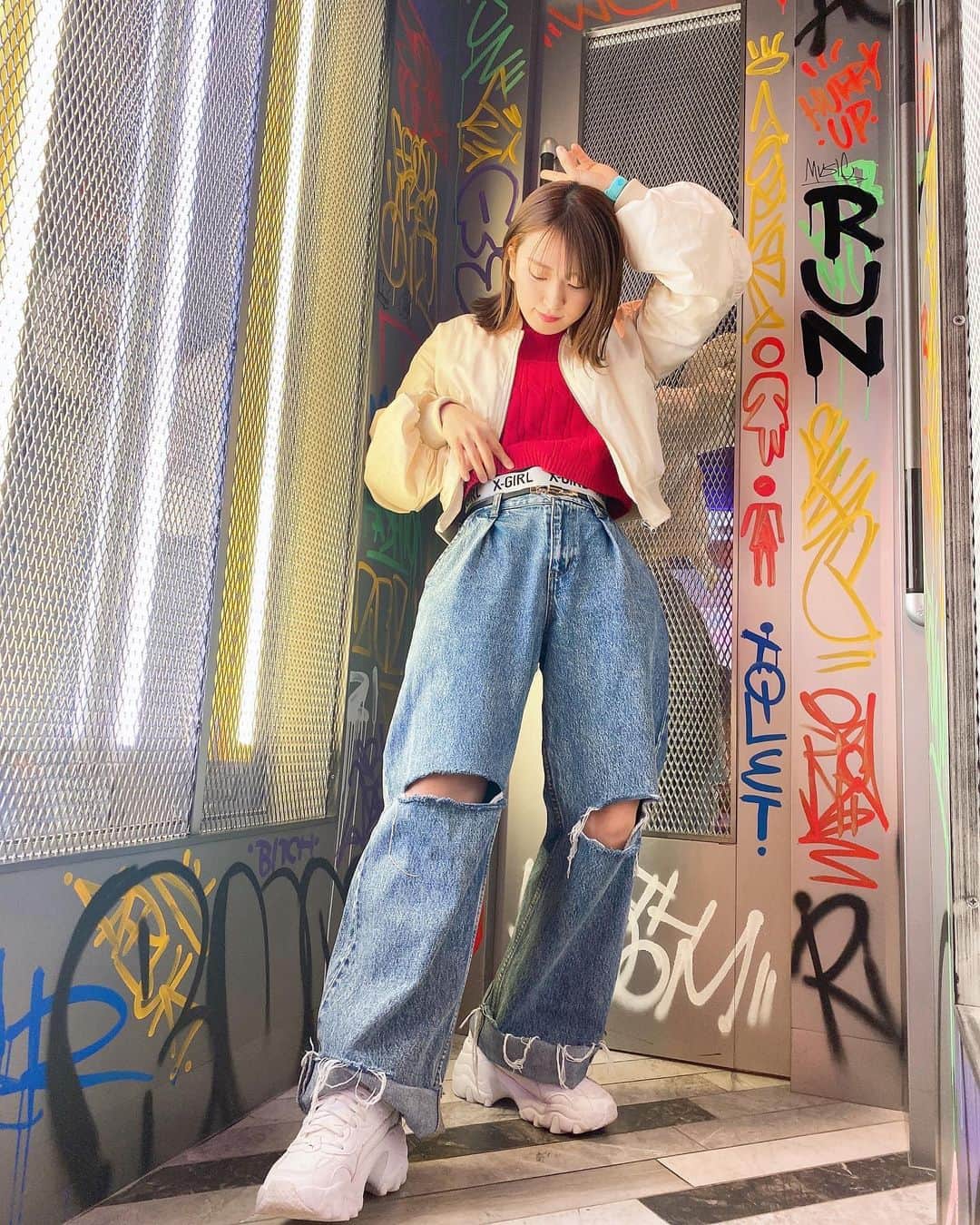 にこさんのインスタグラム写真 - (にこInstagram)「たまごっちを肌身離さないワシです。」4月7日 20時54分 - ___nicoichi___