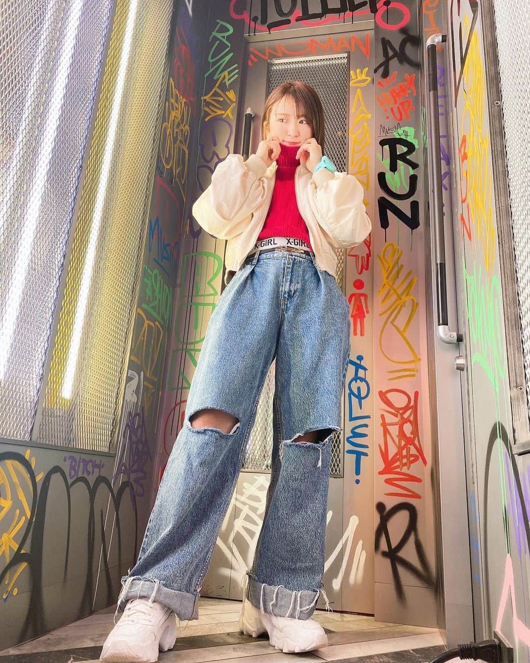 にこさんのインスタグラム写真 - (にこInstagram)「たまごっちを肌身離さないワシです。」4月7日 20時54分 - ___nicoichi___