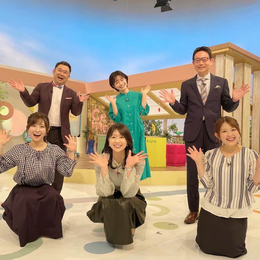 虎谷温子さんのインスタグラム写真 - (虎谷温子Instagram)「今週も、「す・またん！」ありがとうございました！今週のすまたんは…明大さん、「す」の向きが反対になる→のちに修正！ 雪乃さんがくると、出発進行ポーズが追加される、など色々なことがありました！ 来週には立田アナも、ゴルフ中継から帰ってくる…はず！ 来週もよろしくお願い致します。 #すまたん」4月8日 11時41分 - atsukotoraya.ytv