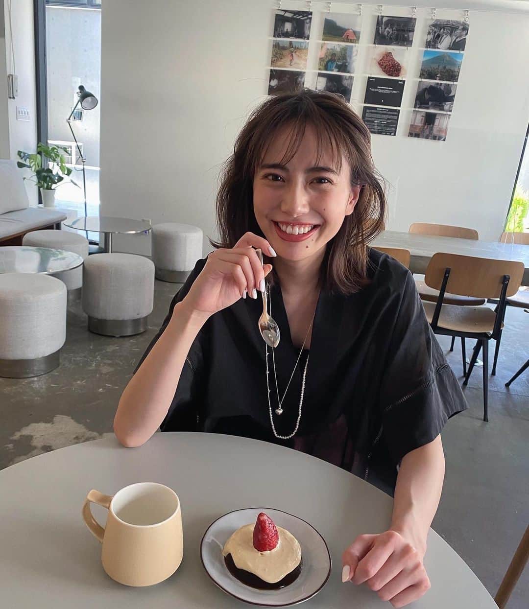 土屋巴瑞季さんのインスタグラム写真 - (土屋巴瑞季Instagram)「おしゃれなコーヒーゼリー☕️ 美味しかった♡ カップのコーヒーが入っていないのは...🤫」4月8日 12時52分 - hazukitsuchiya