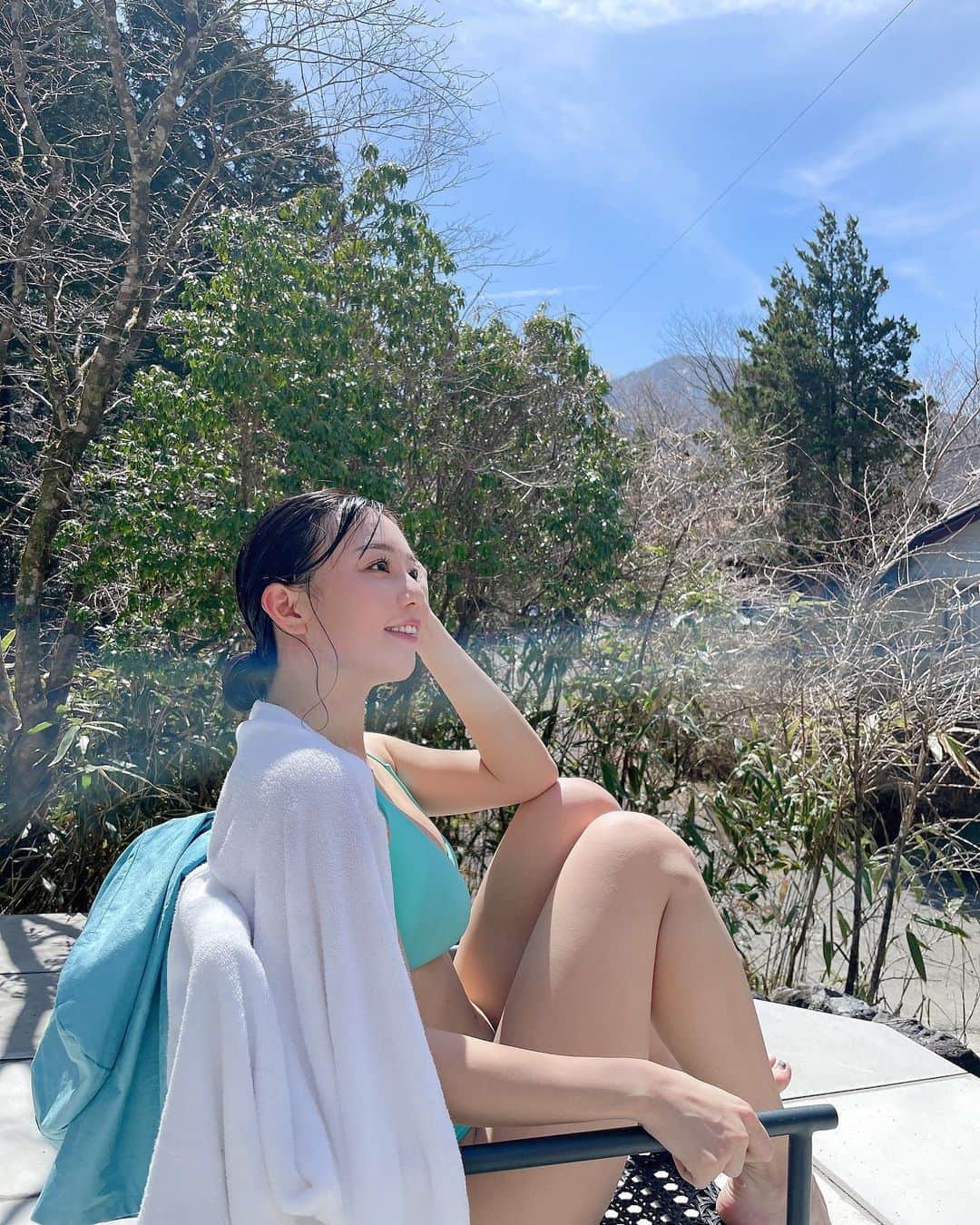 日野麻衣さんのインスタグラム写真 - (日野麻衣Instagram)「ほてほて いいお天気。。太陽大好き💙  #整い #サウナ #水着 #グラビア #グラビアアイドル」4月8日 14時35分 - hinomaiofficial