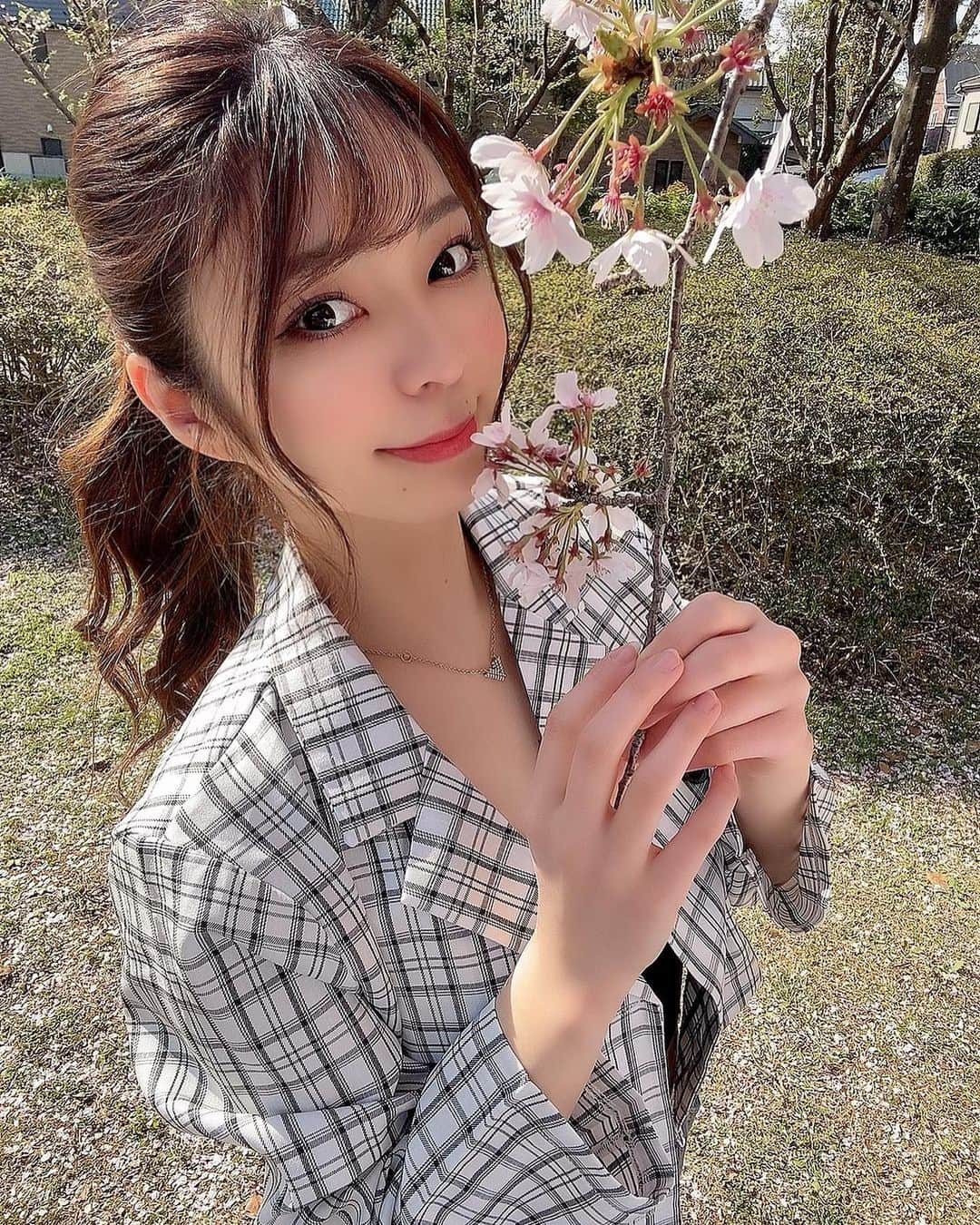 原満莉菜さんのインスタグラム写真 - (原満莉菜Instagram)「春だね〜😆🌸💗」4月8日 16時22分 - marina_serizawa