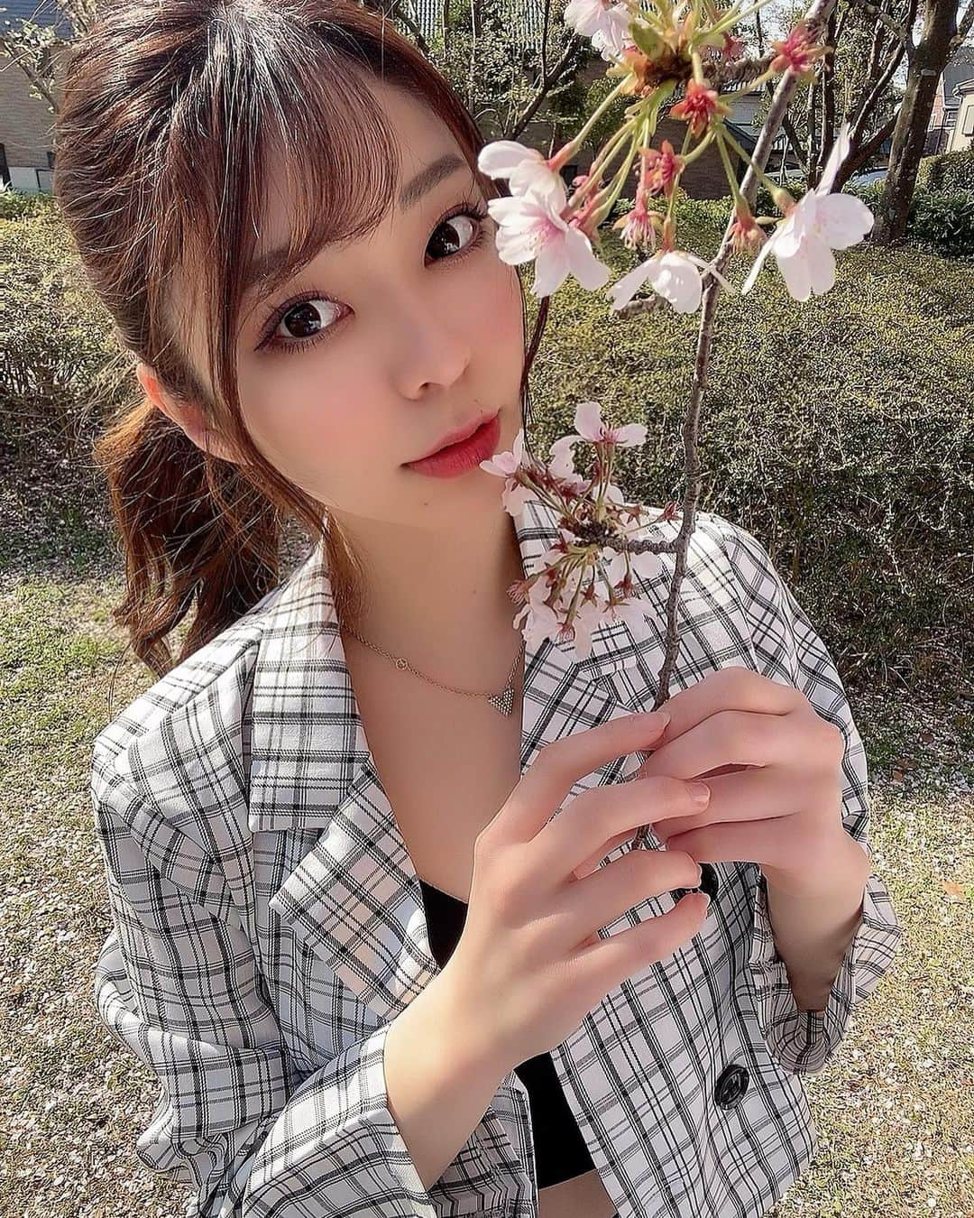 原満莉菜さんのインスタグラム写真 - (原満莉菜Instagram)「春だね〜😆🌸💗」4月8日 16時22分 - marina_serizawa