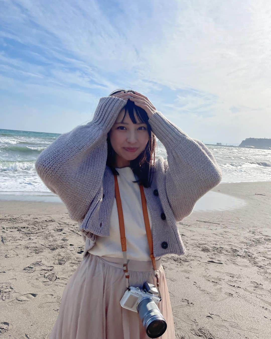 沖口優奈さんのインスタグラム写真 - (沖口優奈Instagram)「海辺は風が強い」4月9日 0時44分 - yuna_okiguchi_