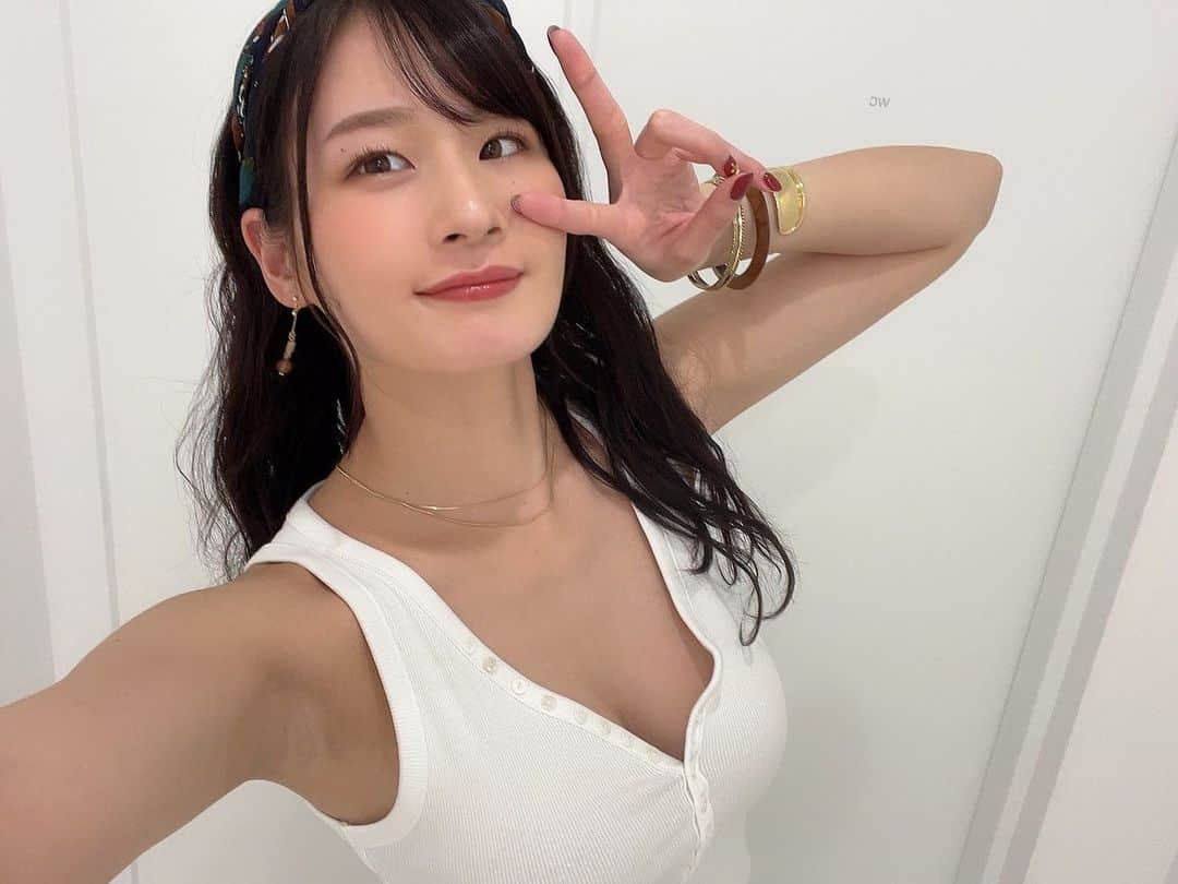 清瀬汐希さんのインスタグラム写真 - (清瀬汐希Instagram)「. . おはよー！  本日Can-on!ワンマンLIVE🎤❤️✨ @浅草花やしき花劇場  入場17:00〜順次 LIVE🎤 18:00〜19:00 物販📸 19:00〜21:00  忘れものはないですか？ 赤いサイリウム、赤い服を着て 来てくれるゆうきーず待ってるよ🥺❣️  当日券も販売されます‼️ LIVEは お仕事、推しごとあとでも 間に合うくらいの時間からなので駆け込み大歓迎！🙆🏻‍♀️✨  誰でもお待ちしています！  盛り上がる準備はできてるかー？！🥳  みんな気をつけてきてねん😚 . . . -------------------------------- 【4月のスケジュール】 . ♧ 4月10日(日) Can-on!ワンマンライブ ♧ 4月12日(火) 9th DVD Amazon先行予約開始 ♧ 4月14日(木) Can-on!ライブ ♧ 4月18日(月) 掲載情報「GIANNA」発売日 ♧ 4月20日(水) 舞台『Zodiac Candy』公演 ♧ 4月21日(木) 舞台『Zodiac Candy』公演 ♧ 4月22日(金) 舞台『Zodiac Candy』公演 ♧ 4月23日(土) 舞台『Zodiac Candy』公演 ♧ 4月24日(日) 舞台『Zodiac Candy』公演 ♧ 4月26日(火) Can-on!ライブ ♧ 4月26日(火) 9th DVD発売日 ♧ 4月29日(金) Can-on!ライブ(大阪遠征) ♧ 4月30日(土) Can-on!ライブ(大阪遠征) . -------------------------------- 【 情報 】  🎠Mi-gramのファンクラブ 「きよちゃんの秘密基地」ではSNSにupしてない 限定コンテンツ盛りだくさんです✨ ご入会お待ちしています♪  🎠デジタル写真集『いちばん星みつけた』発売中！ -------------------------------- 【SNS】 ❤︎ Twitter  ❤︎ Instagram ❤︎ ミーグラム ❤︎ Tiktok ❤︎ 17LIVE -------------------------------- . . #清瀬汐希 #月下香 #インスタグラビア #グラビア #グラドル #follow #followｍe #likeforlikes #gravure #ootd #japanesegirl #instagravure #instagood #扎心了 #东京 #tokyo #萌 #粉我 #좋아요환영 #赞 #偶像」4月10日 9時08分 - yuki_kiyose_